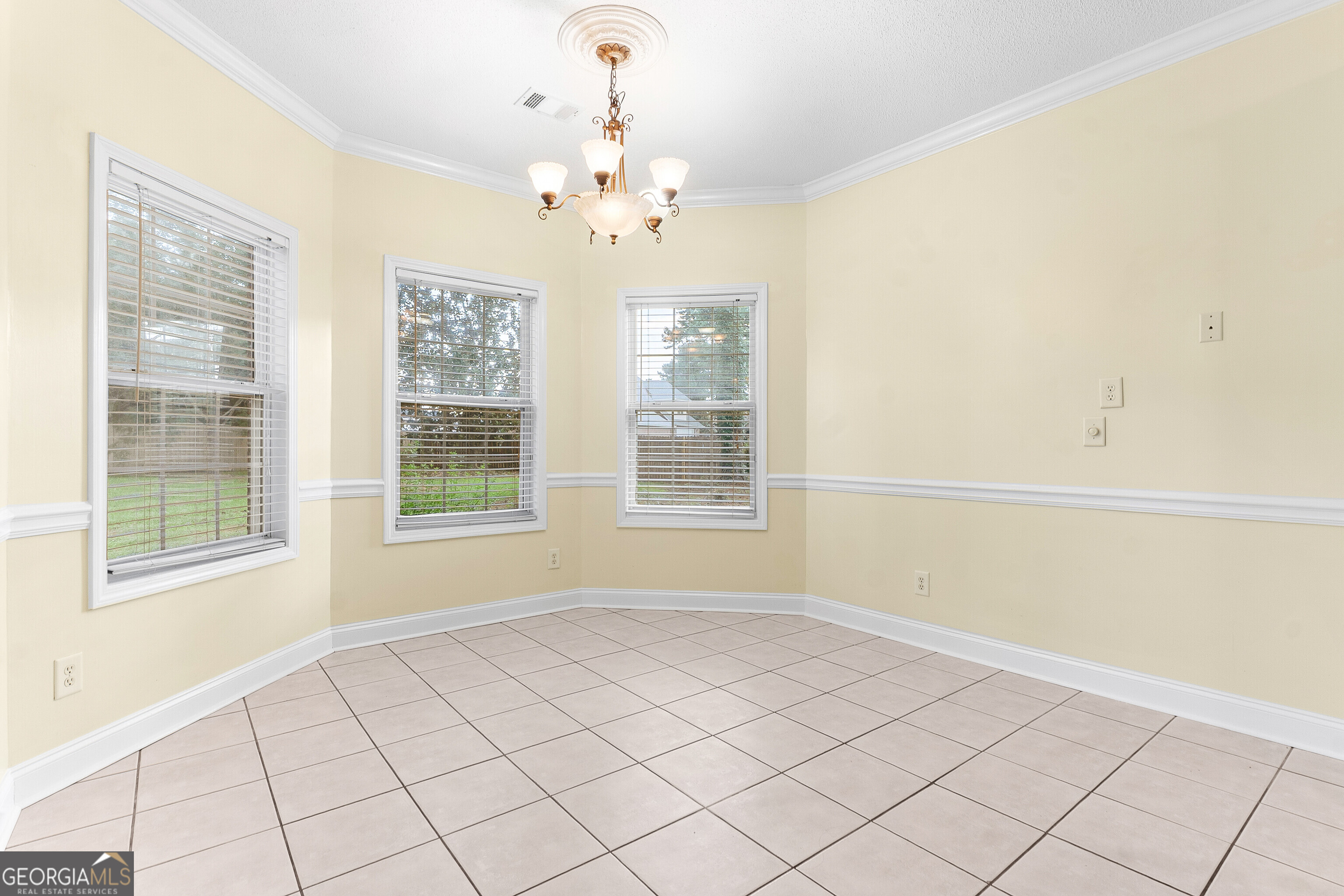 503 Victoria Circle Property Photo 33