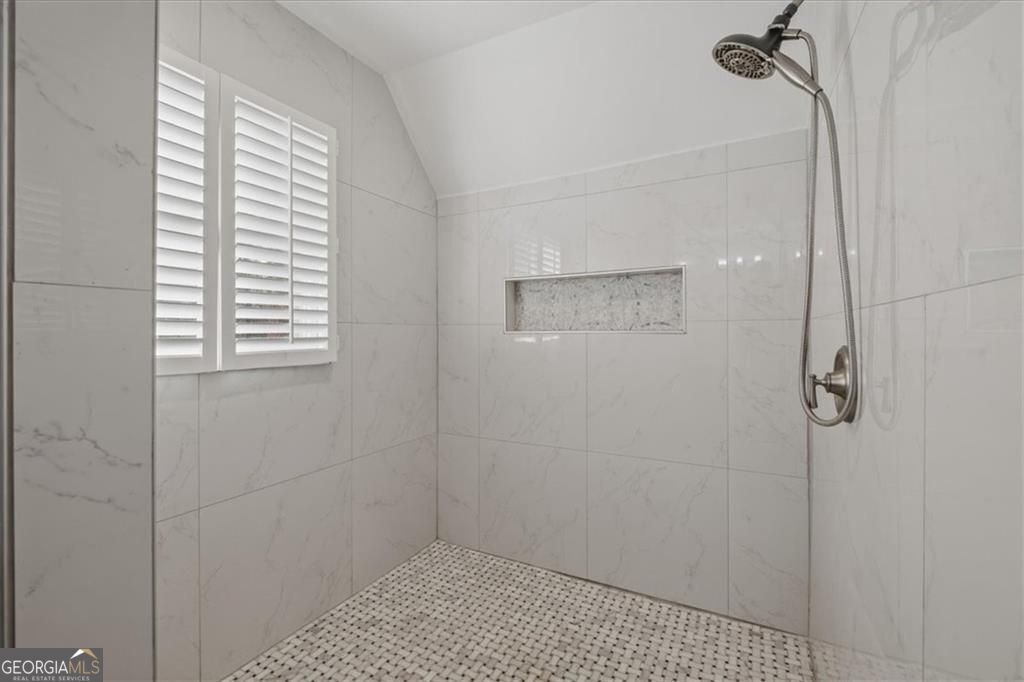 145 Mountain View Road Se Property Photo 32