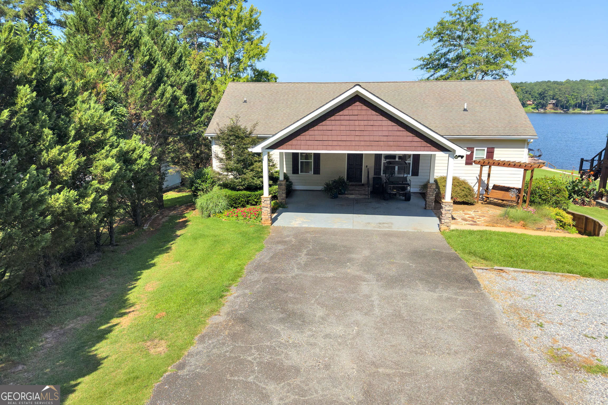 167 N Steel Bridge Road Property Photo 1