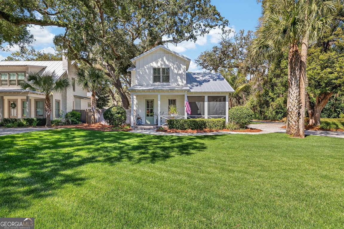 1925 Frederica Road Property Photo 1