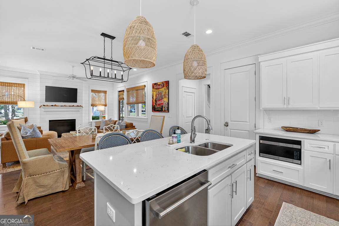 1925 Frederica Road Property Photo 12