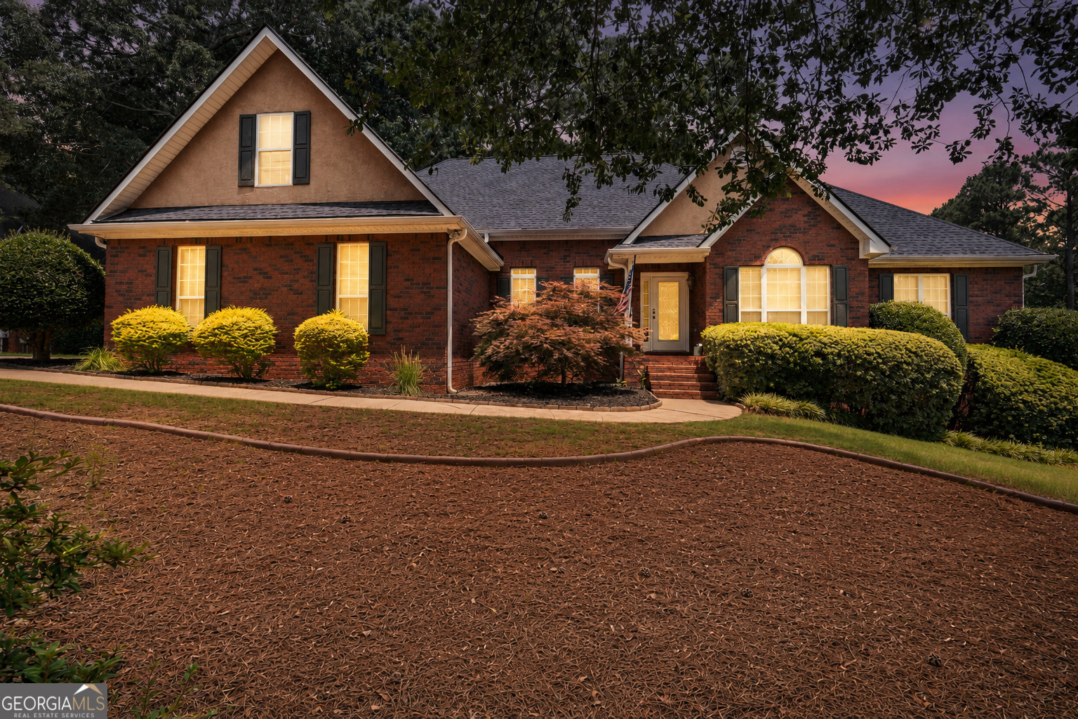 925 Champions Way Property Photo 1