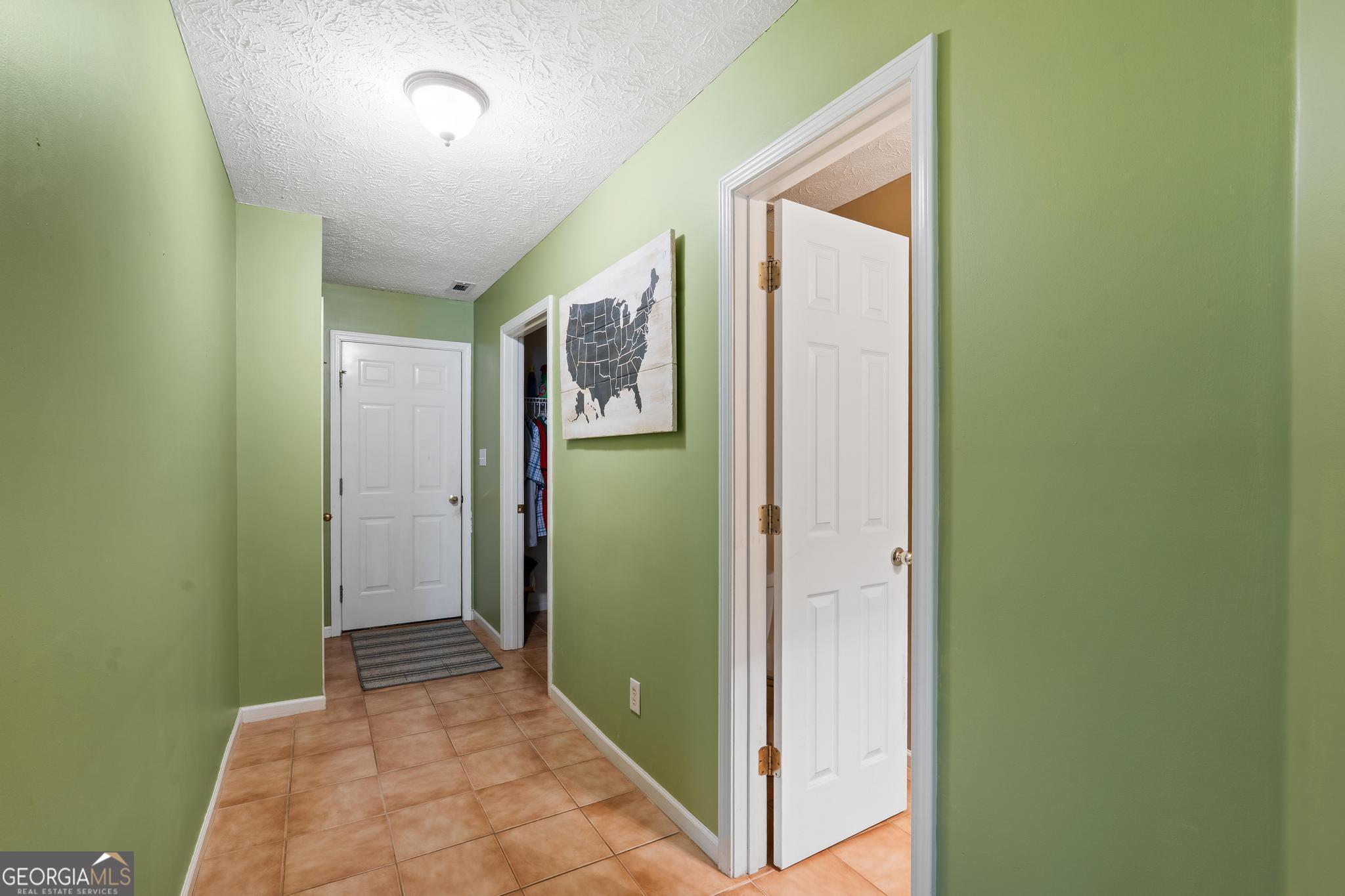 925 Champions Way Property Photo 37
