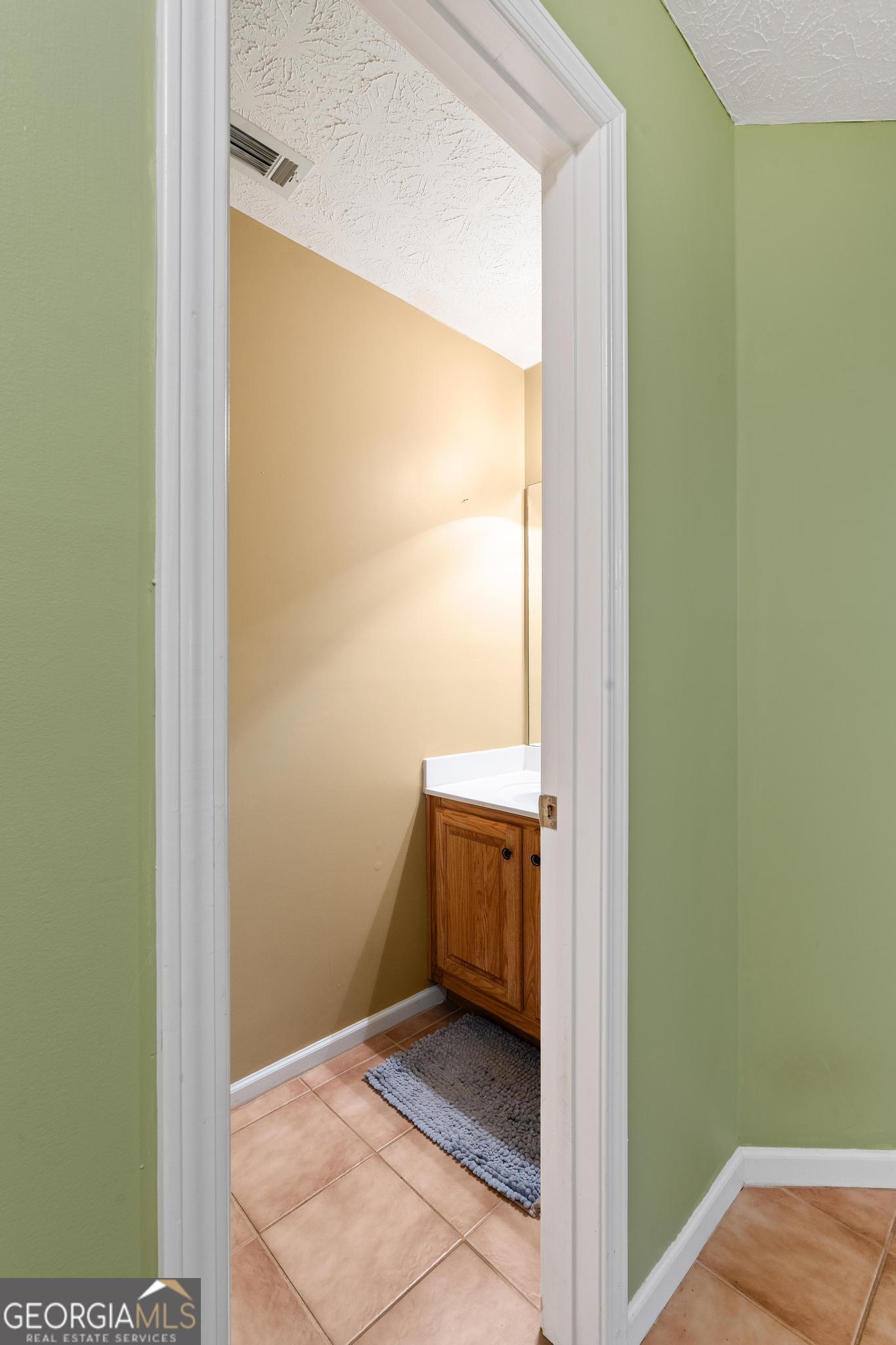 925 Champions Way Property Photo 38