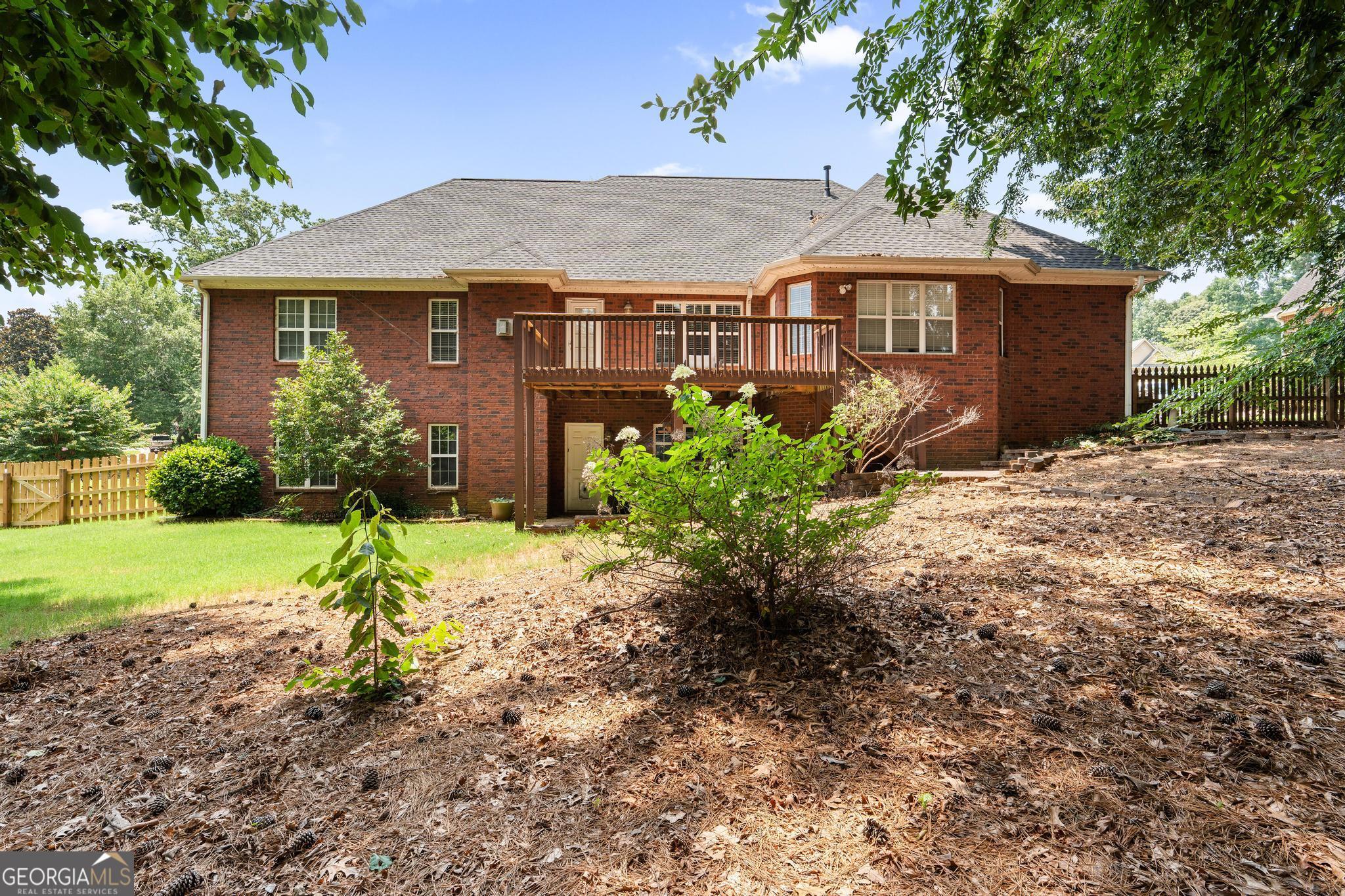 925 Champions Way Property Photo 48
