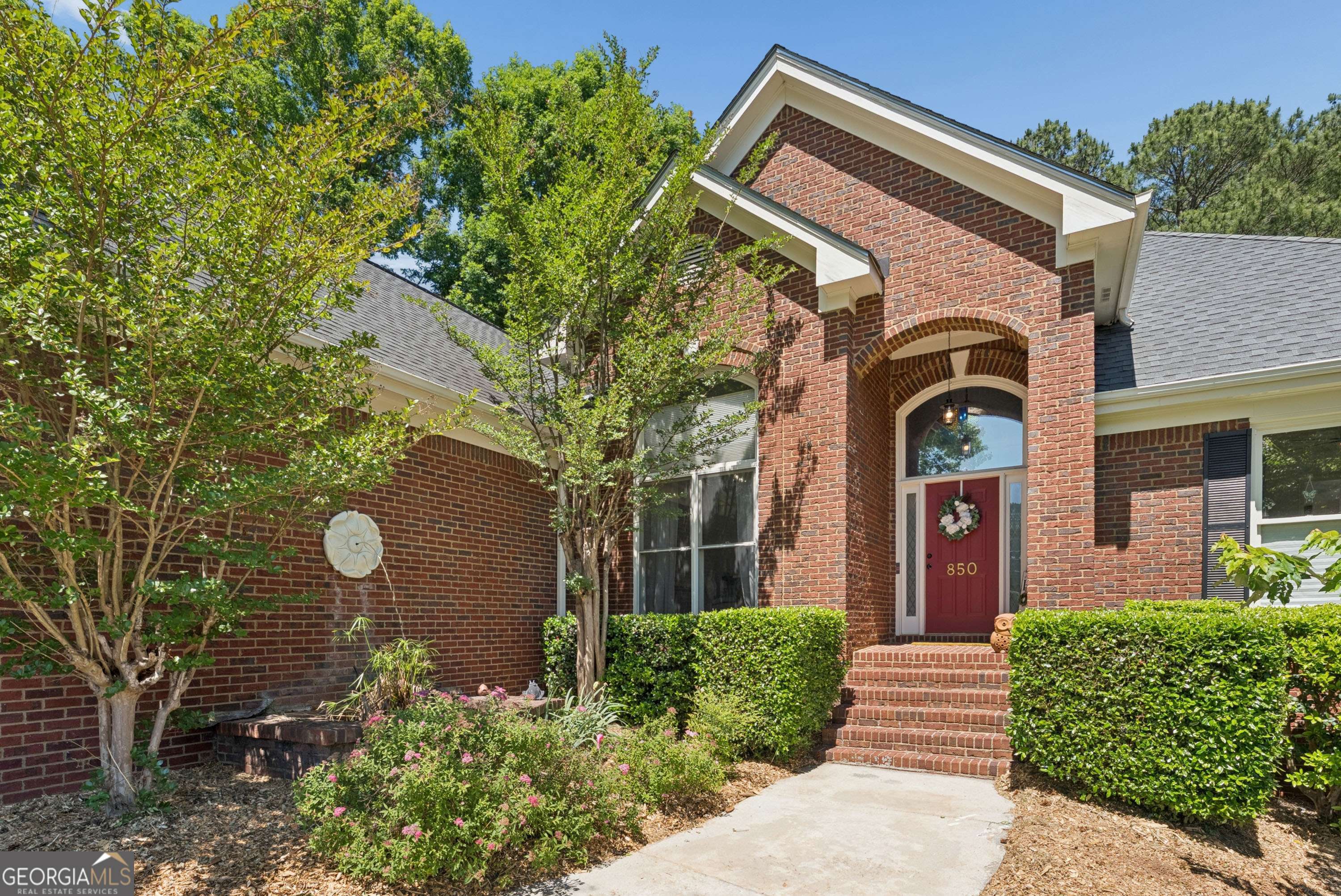 850 Ivy Ridge Drive Property Photo 4