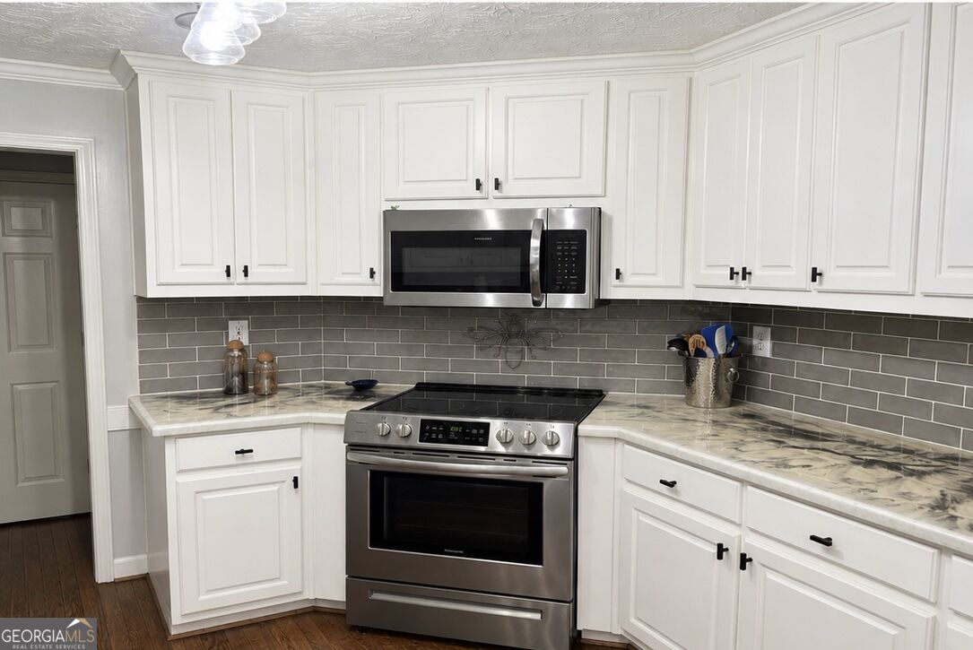 850 Ivy Ridge Drive Property Photo 13