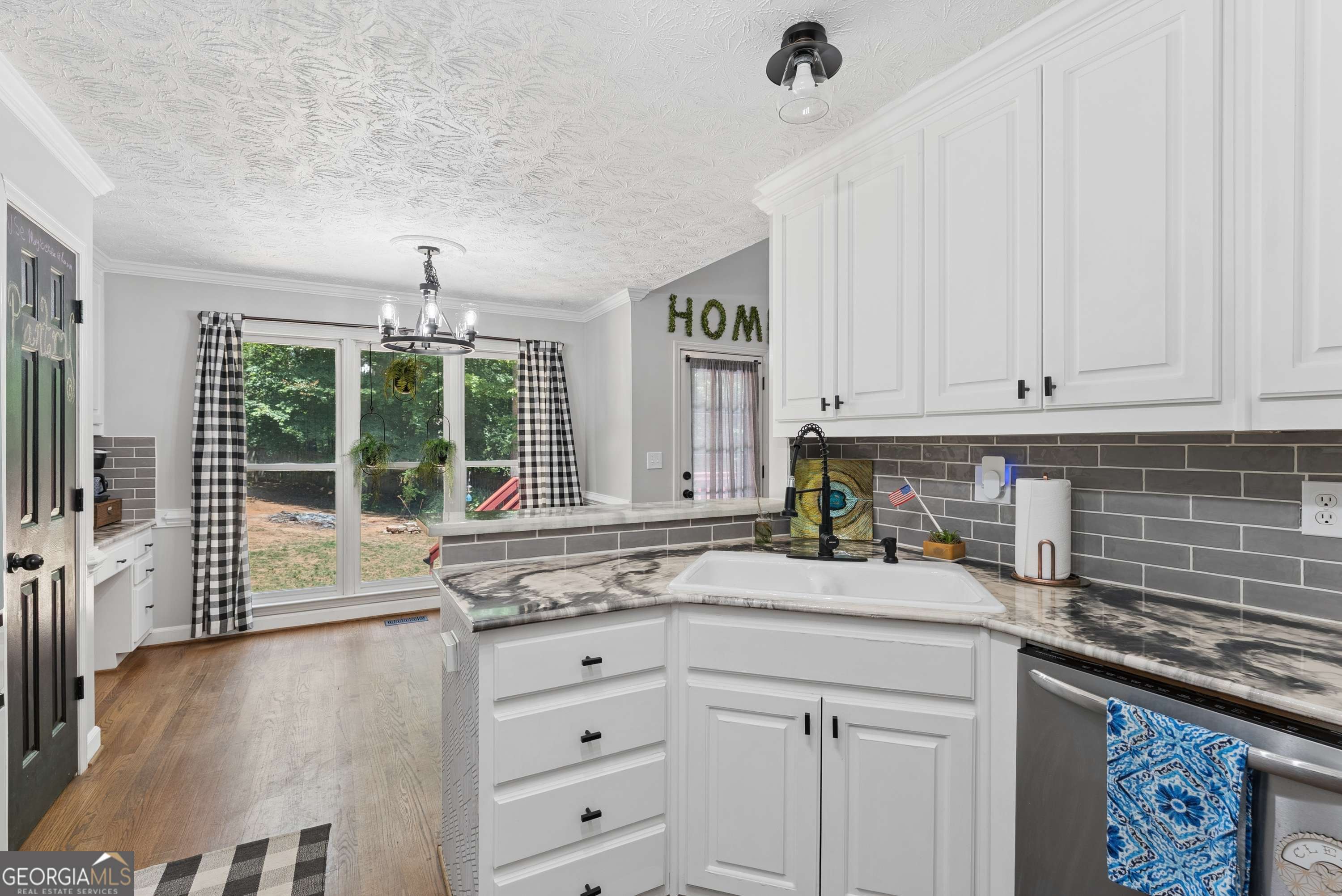 850 Ivy Ridge Drive Property Photo 15