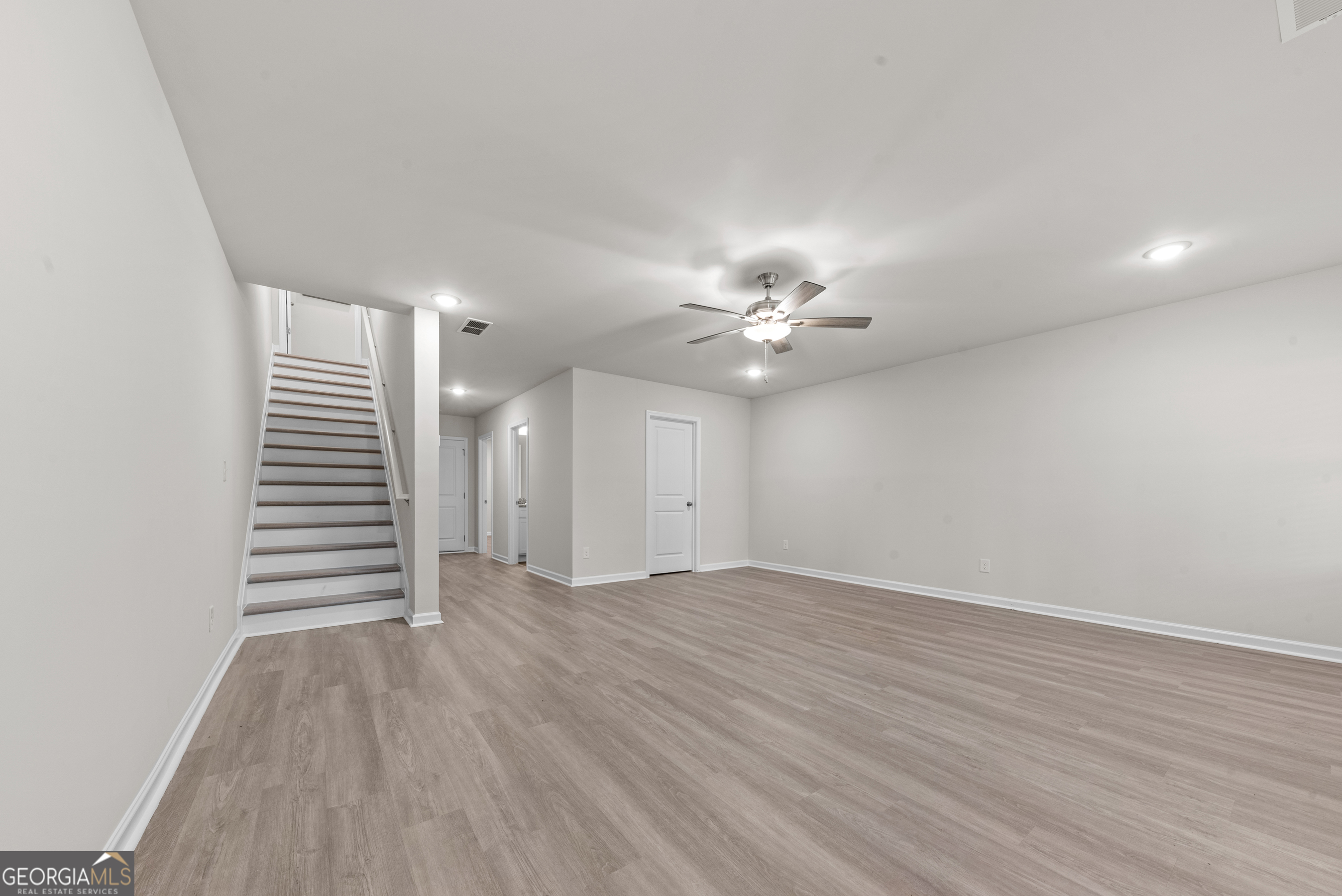 104 Crane Lane # 27a Property Photo 35