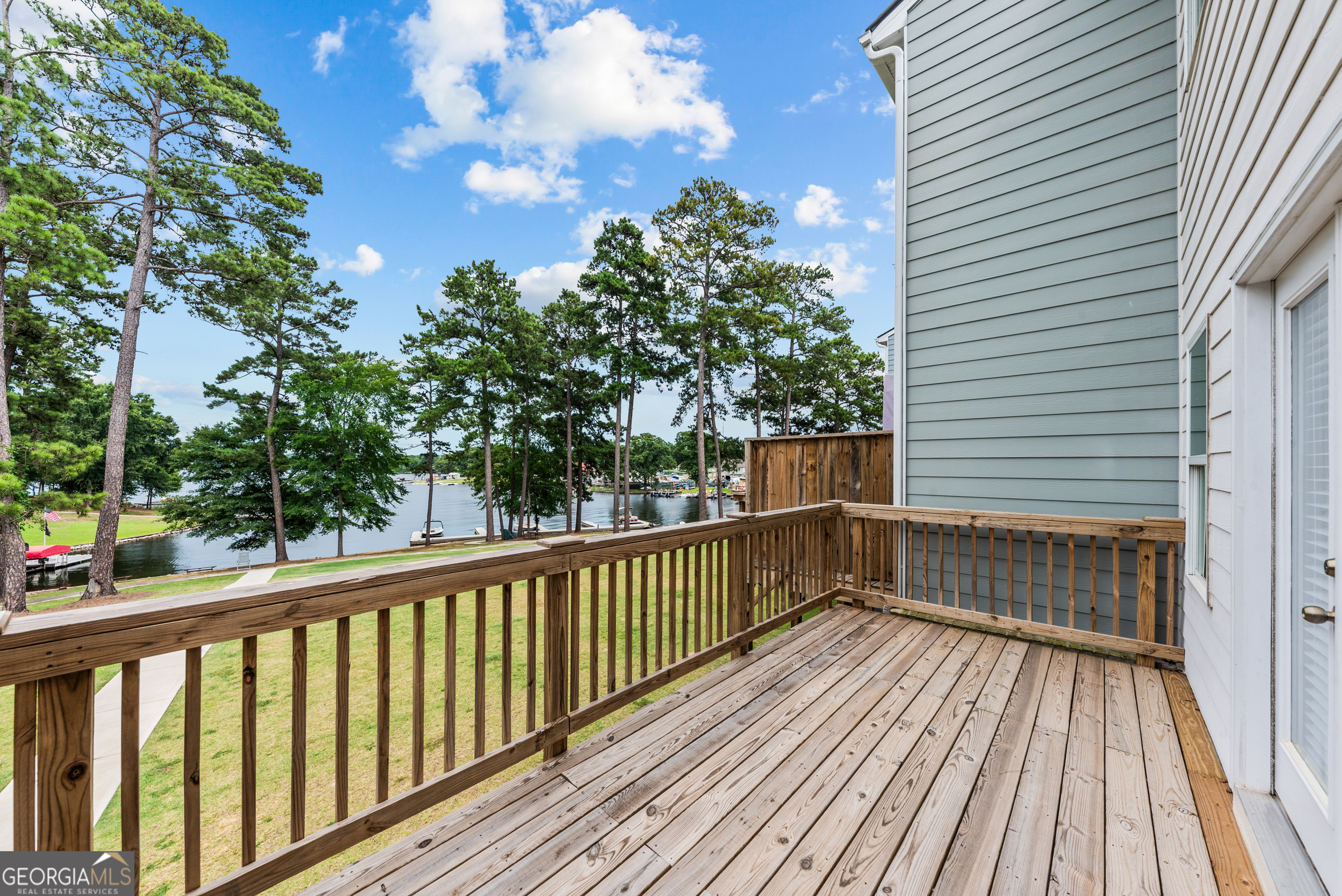 104 Crane Lane # 27a Property Photo 42