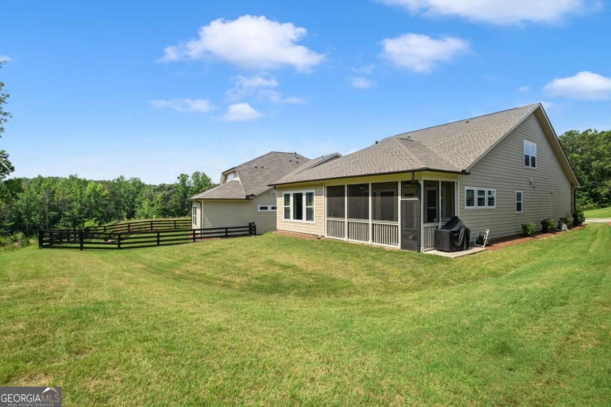 7013 River Rock Drive Property Photo 32