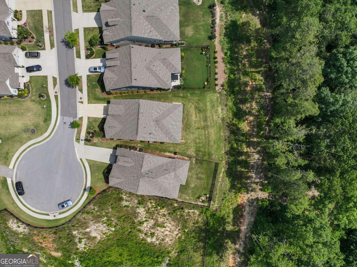 7013 River Rock Drive Property Photo 45