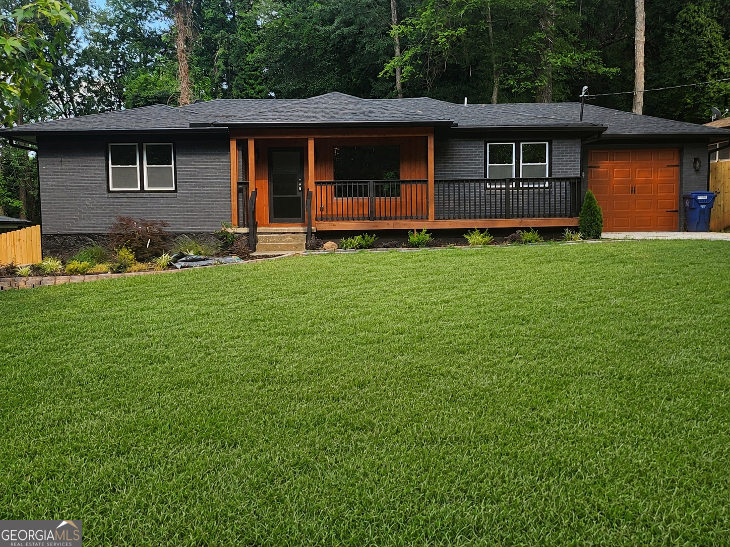 852 Laurelmont Drive Sw Property Photo 1