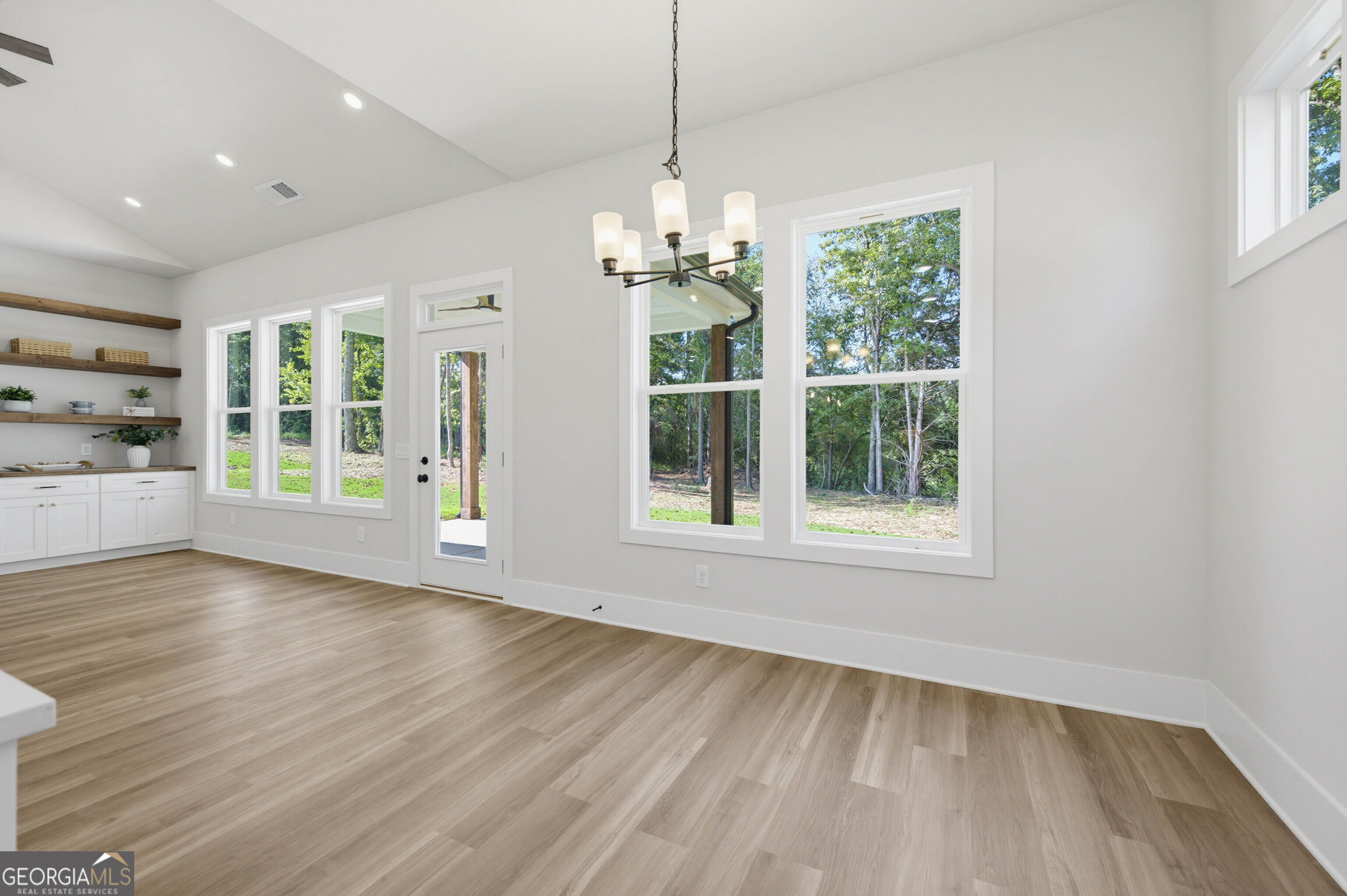 4835 Price Road Property Photo 15