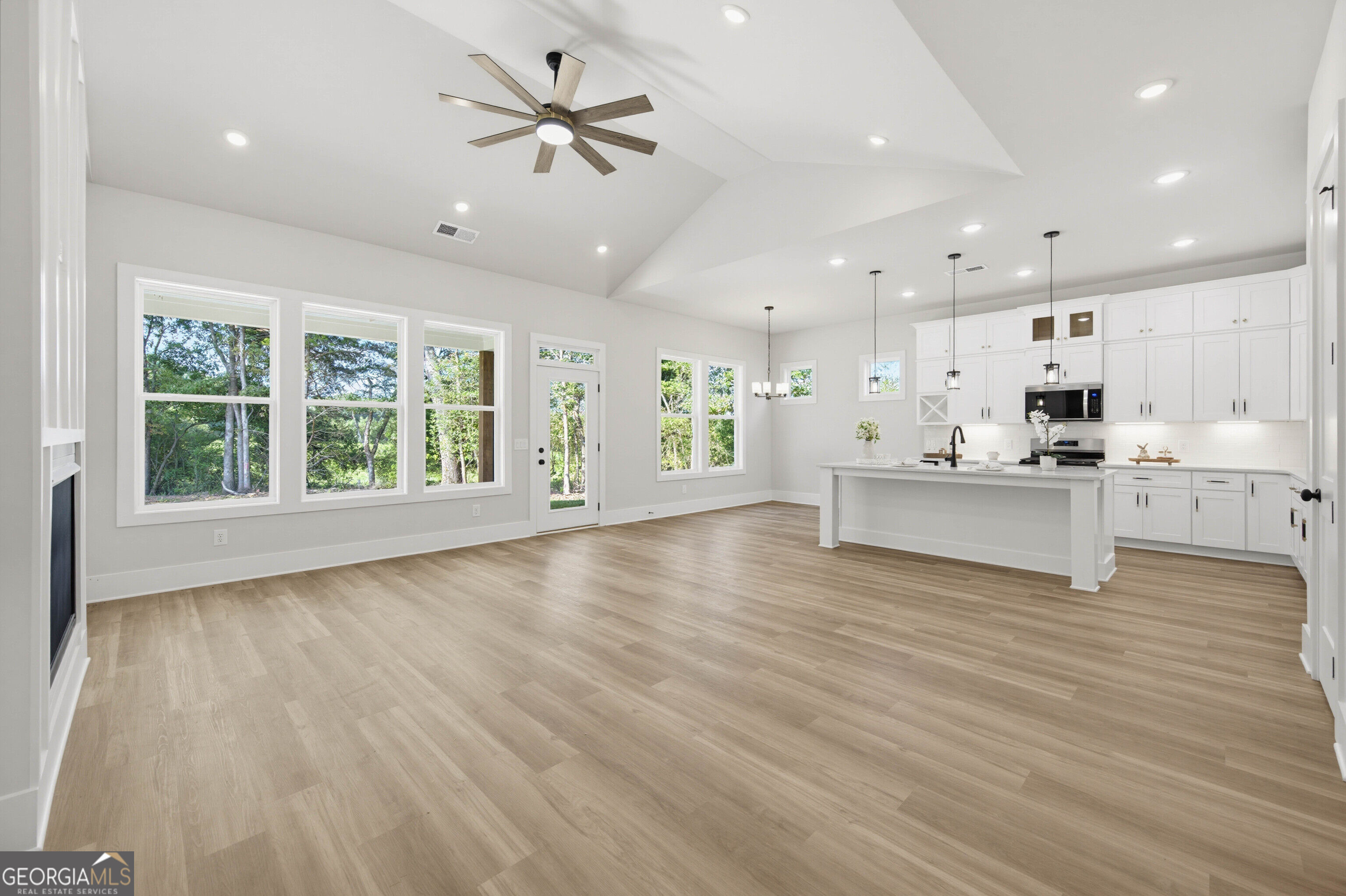 4835 Price Road Property Photo 16