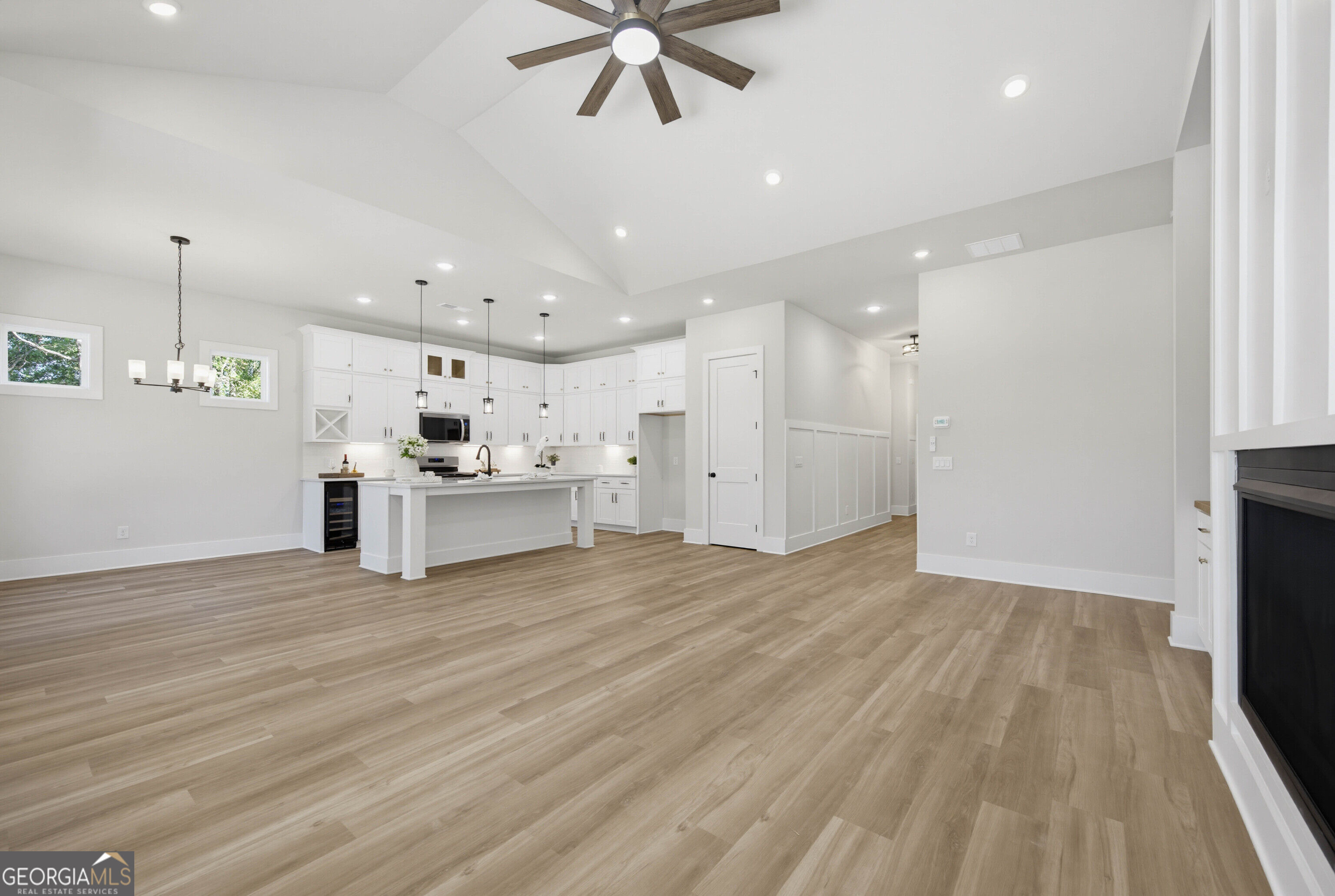 4835 Price Road Property Photo 18