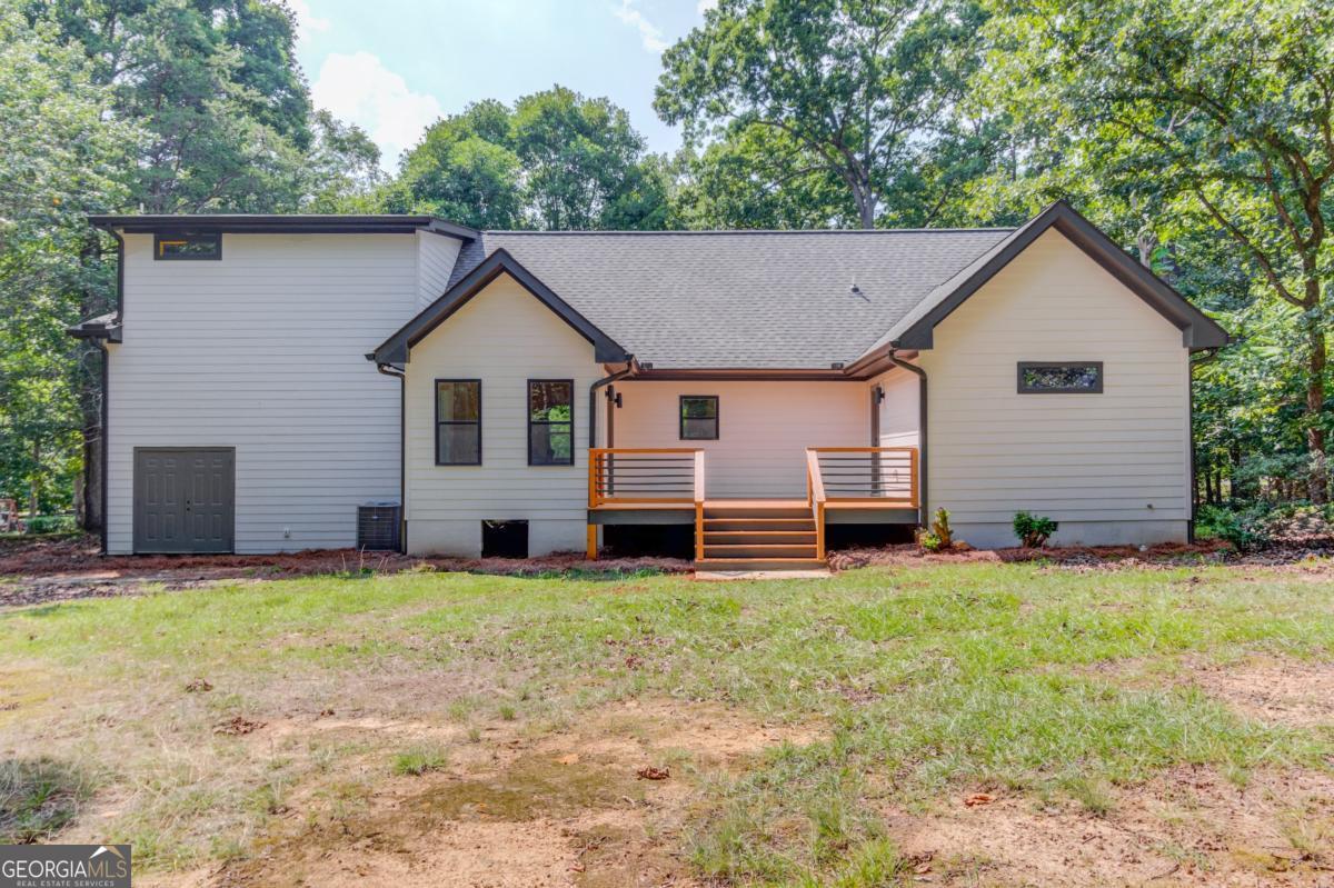 374 Academy Woods Drive Property Photo 4