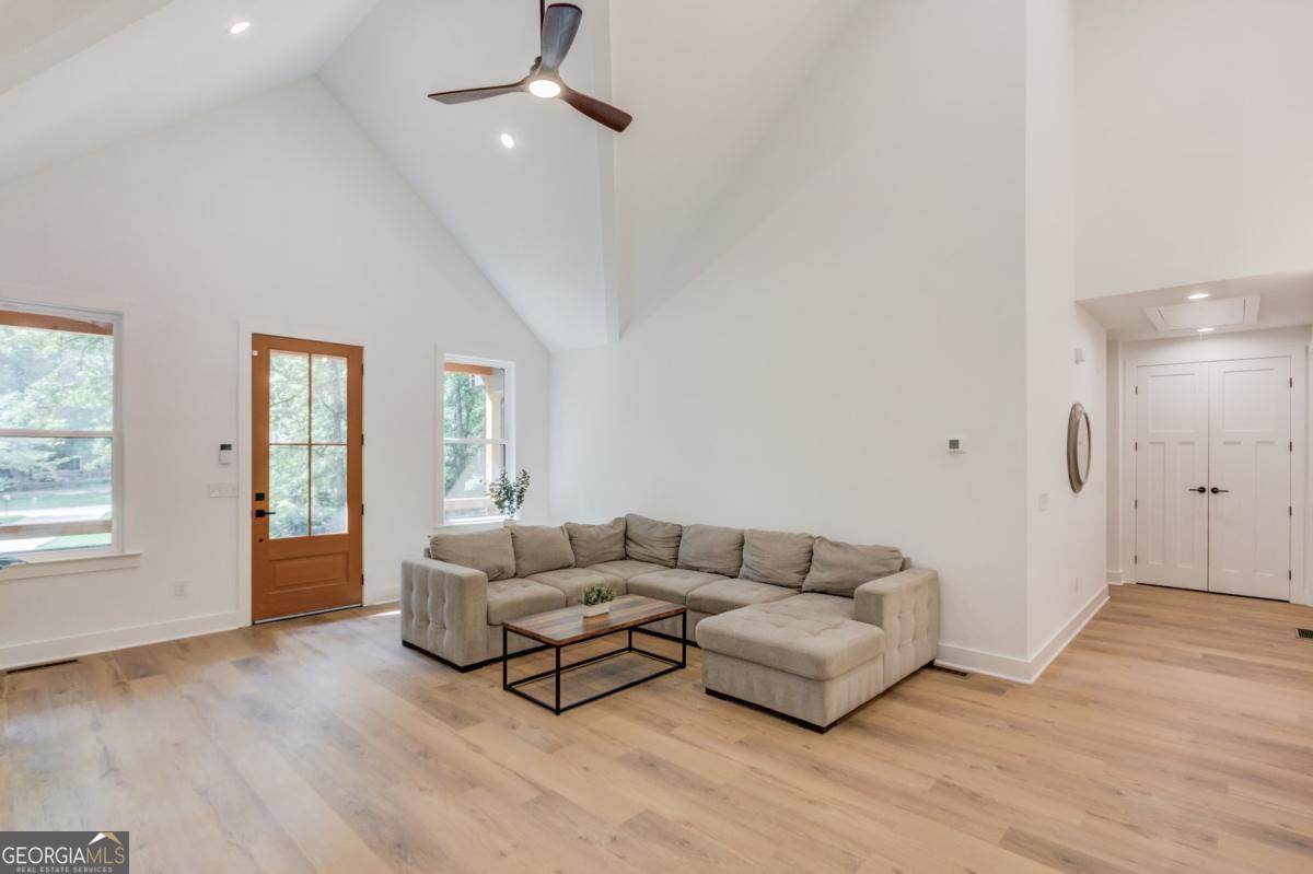 374 Academy Woods Drive Property Photo 11