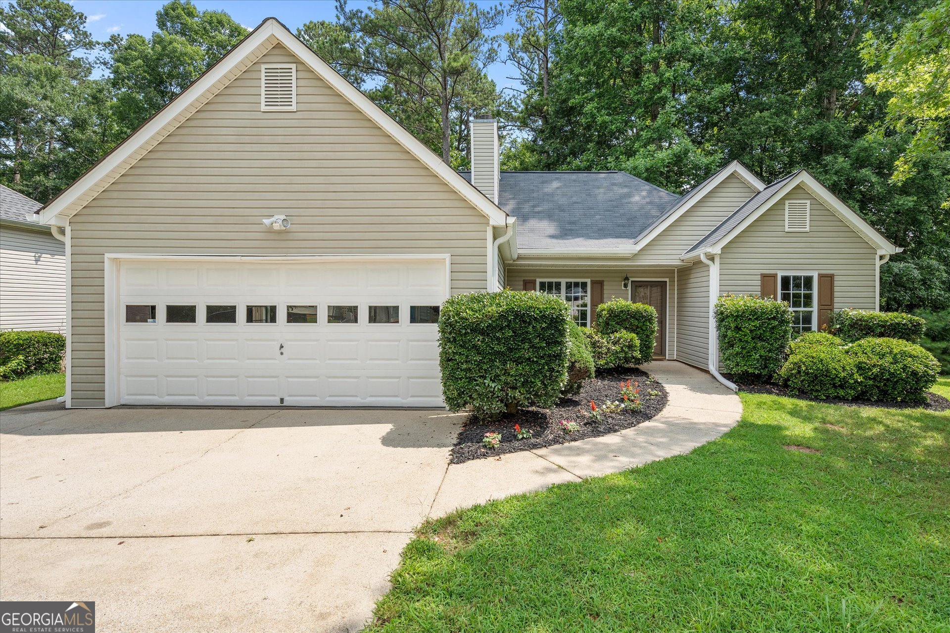 7220 Brittany Way Property Photo 1