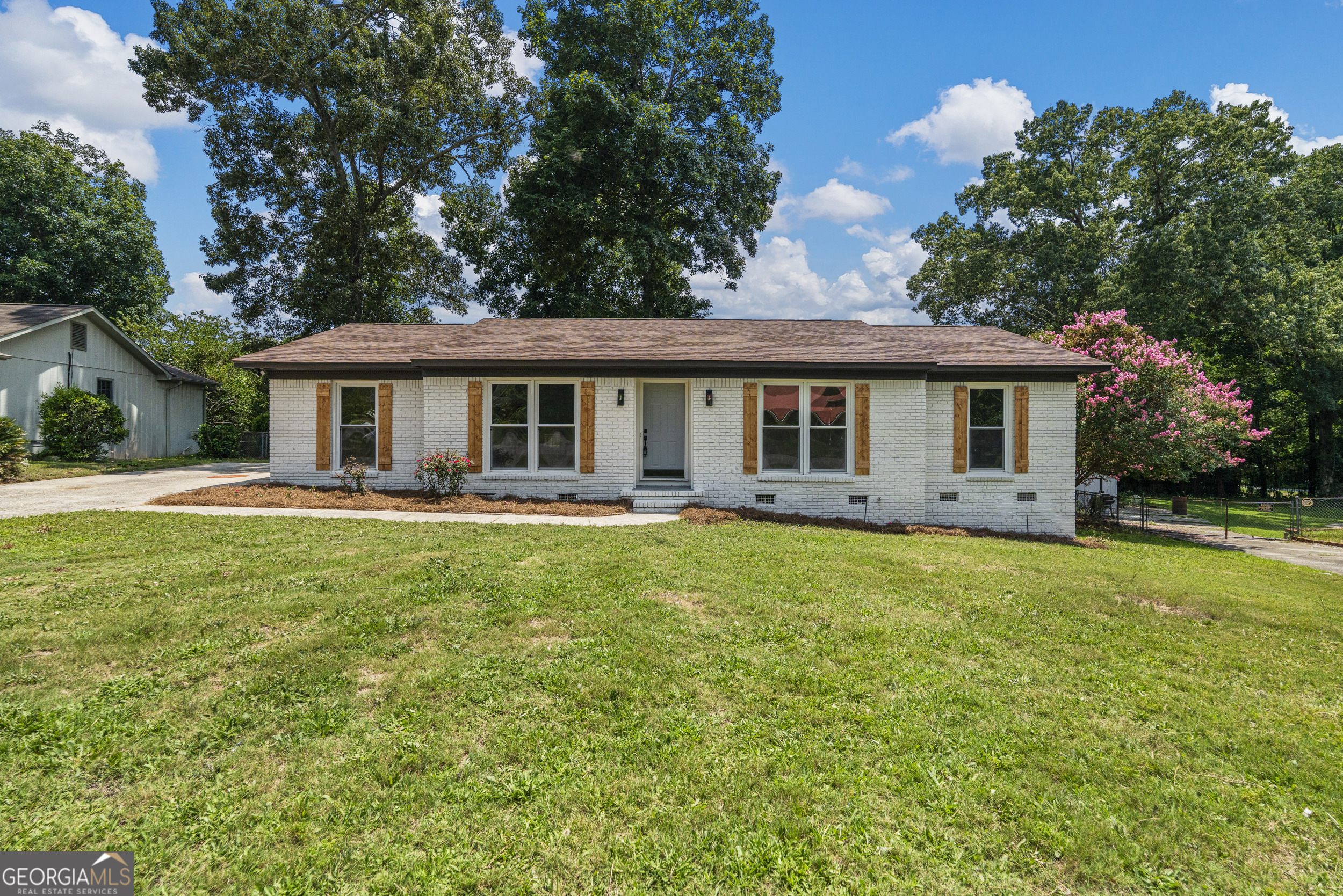 6106 BRITTANY Court Property Photo 1