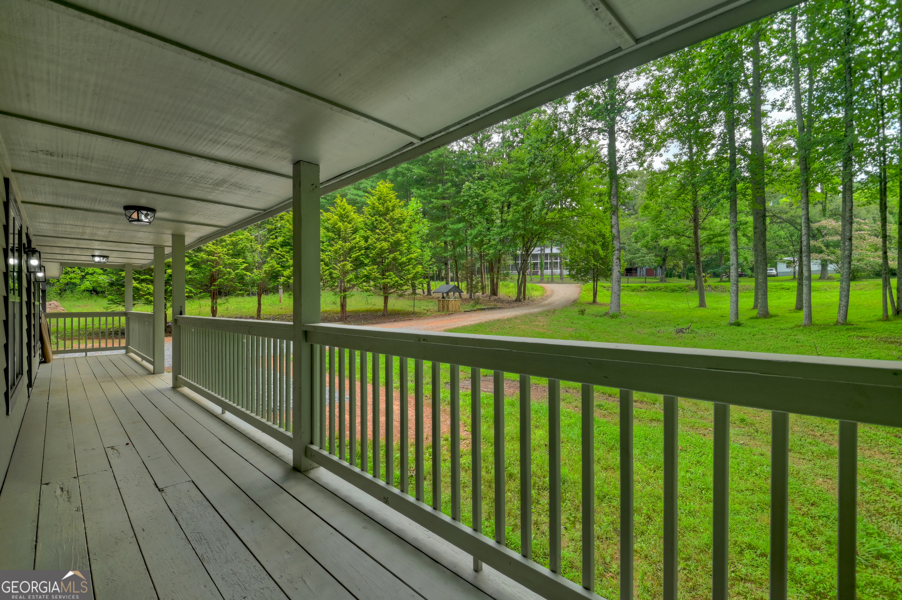 232 Chestnut Gap Road Property Photo 3