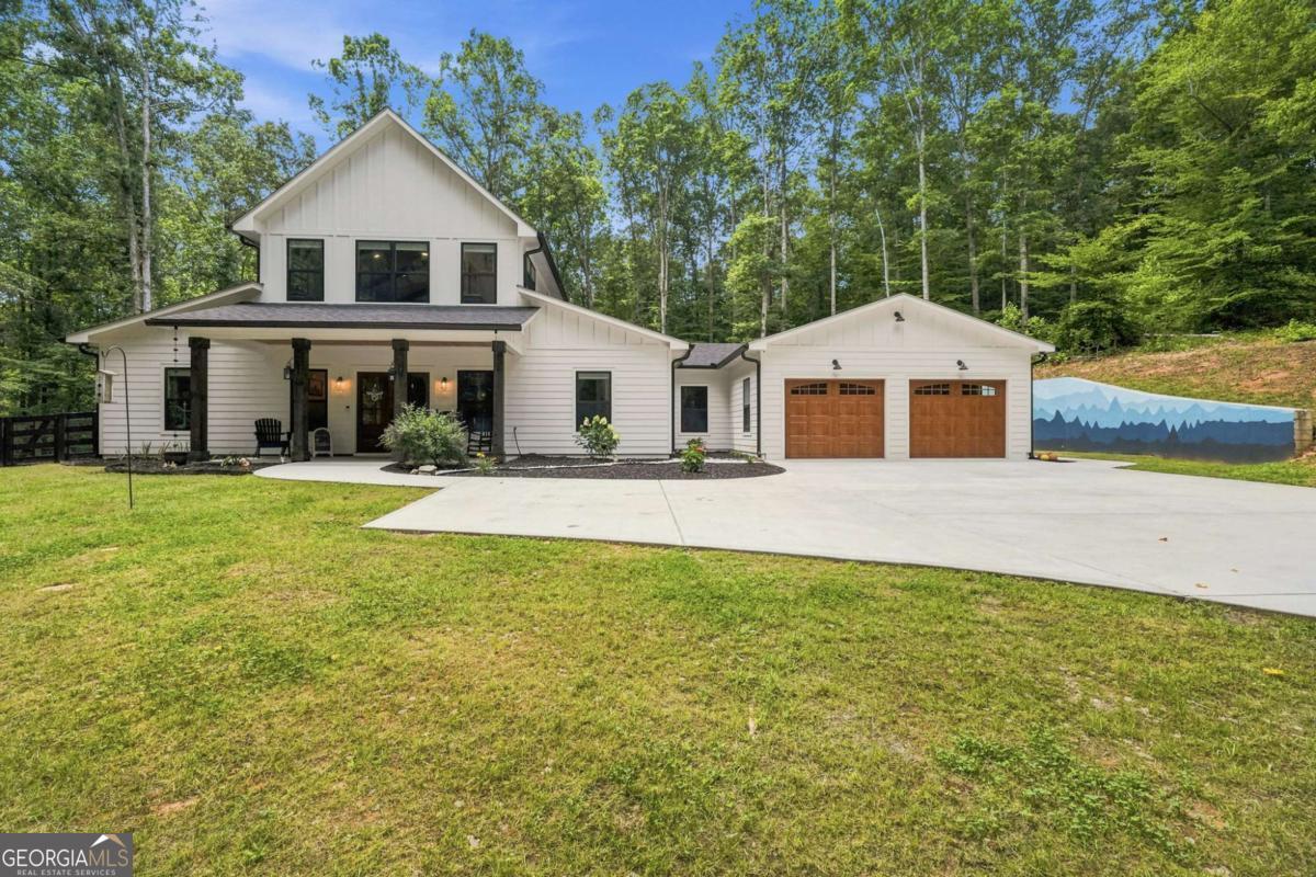 1684 Fairview Road Property Photo 2