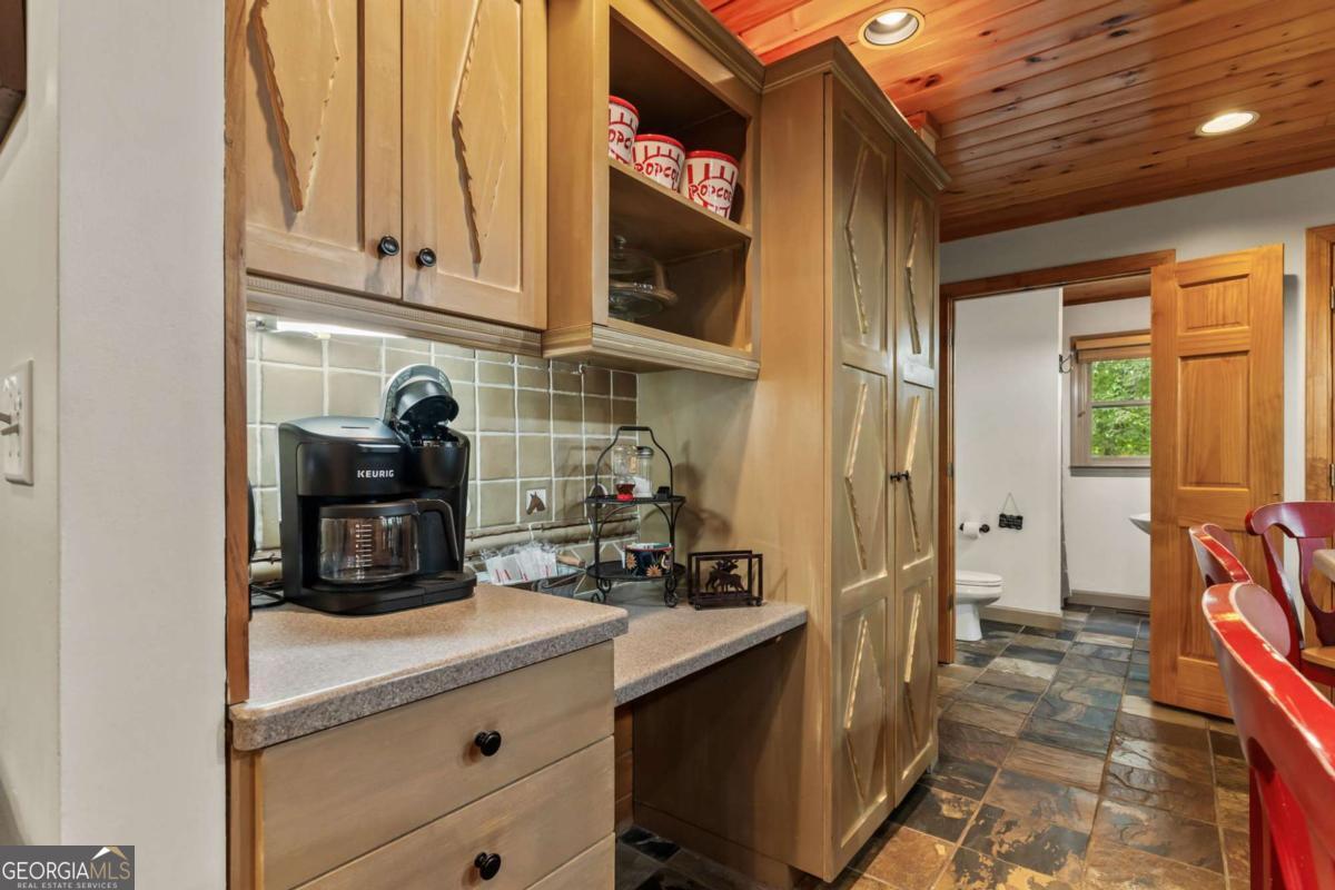 398 Mountain Tops Circle Property Photo 10