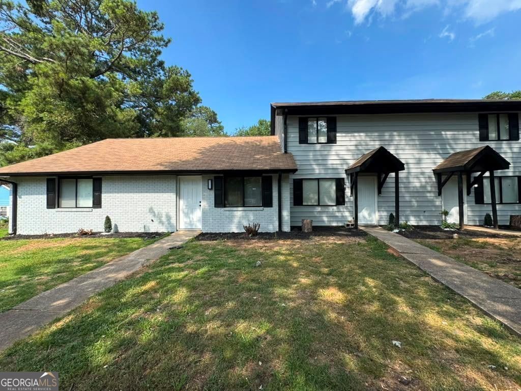 2644 Fieldstone View Lane Se # D Property Photo 2