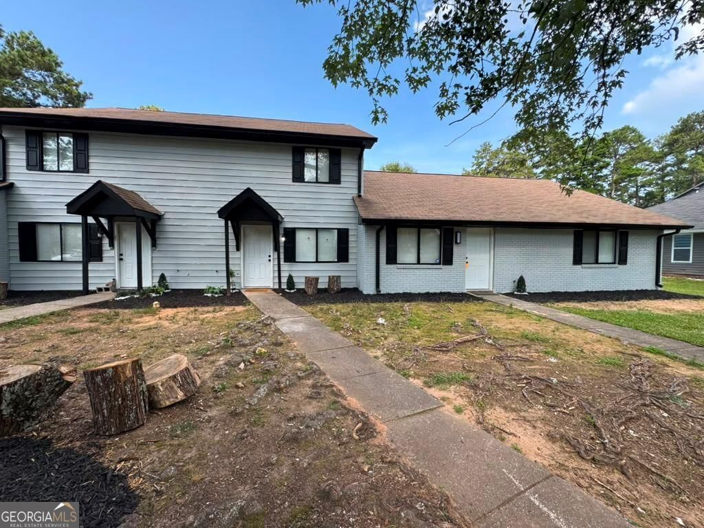 2644 Fieldstone View Lane Se # D Property Photo 3