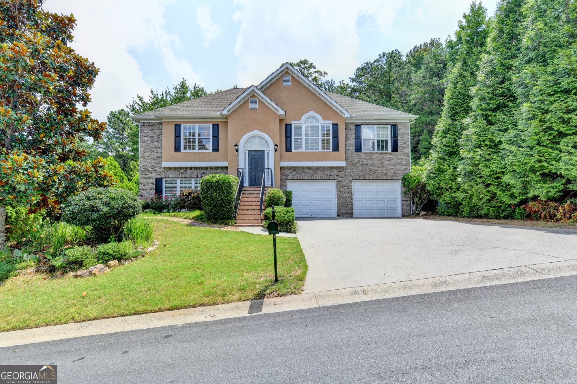 1022 Soaring Way Property Photo 2