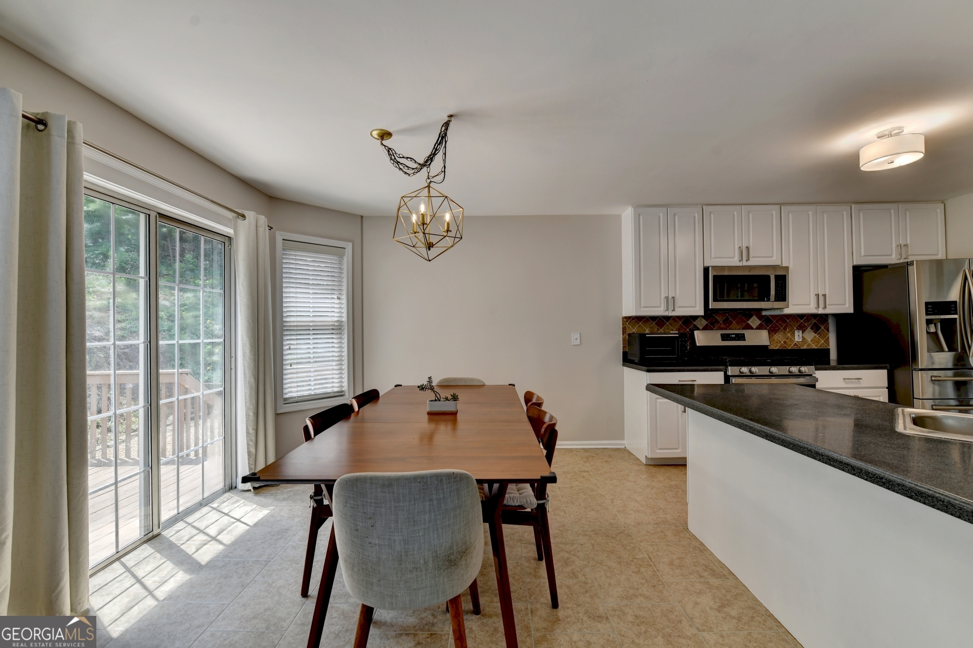 1022 Soaring Way Property Photo 12