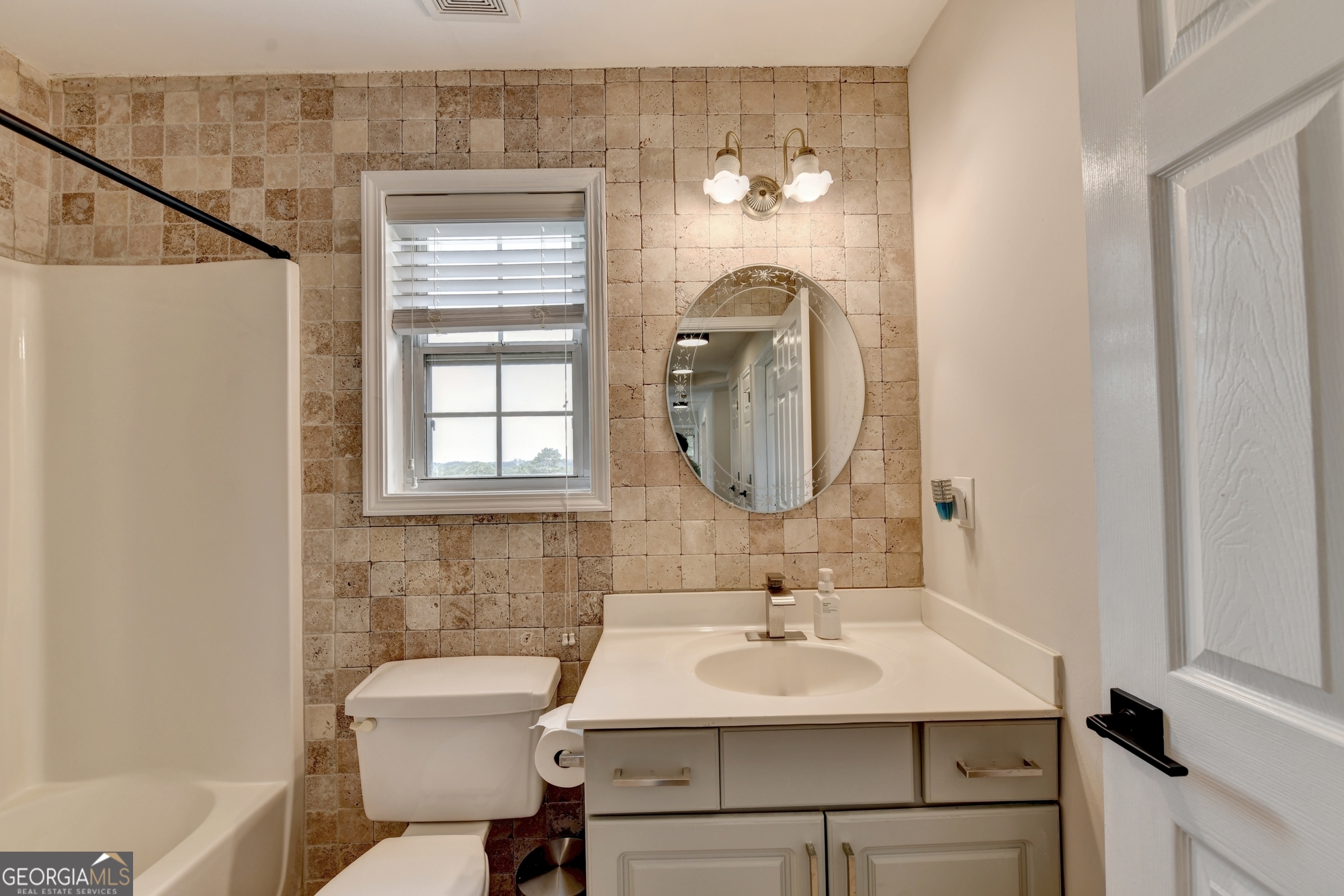 1022 Soaring Way Property Photo 20