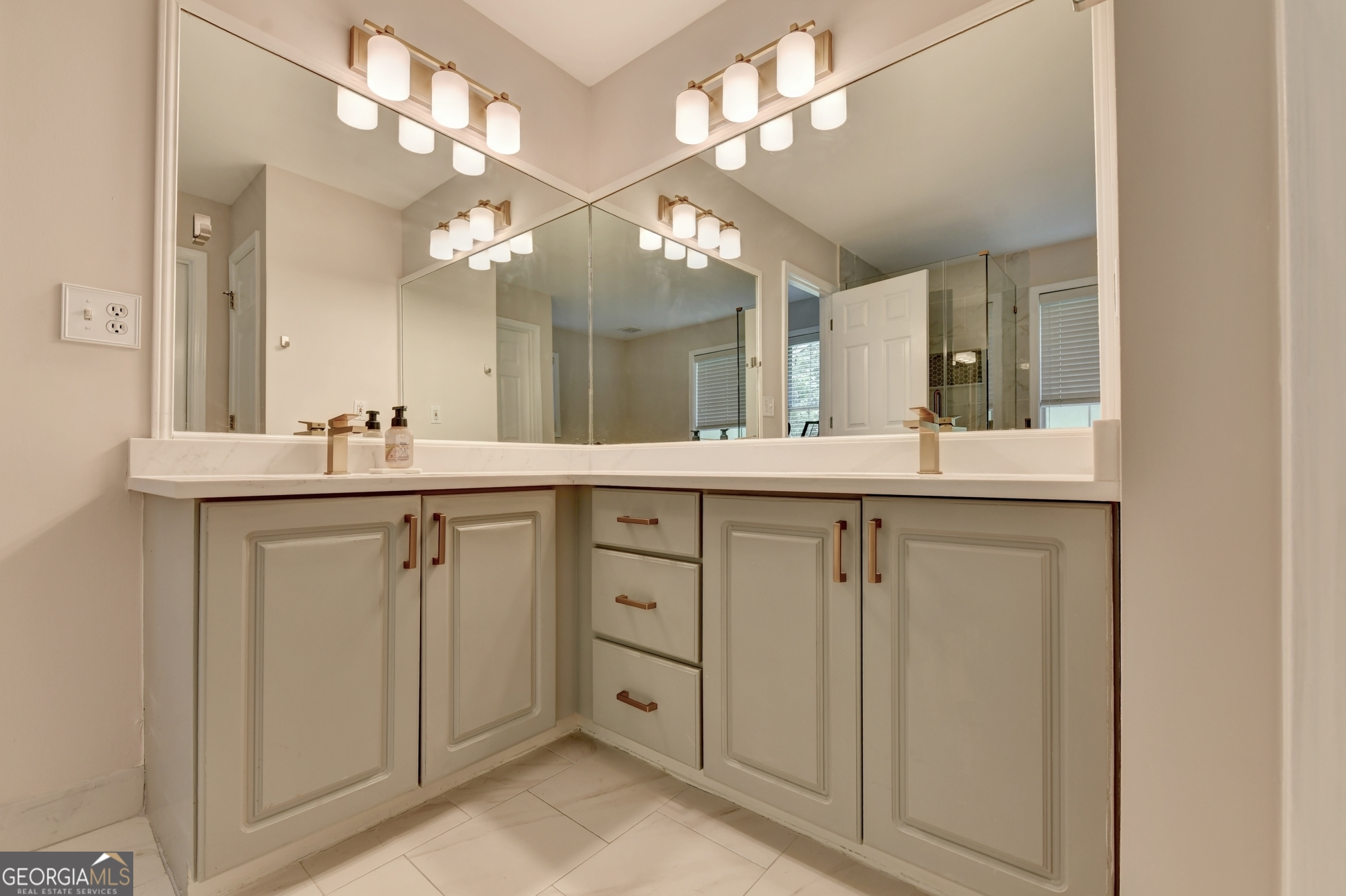 1022 Soaring Way Property Photo 26