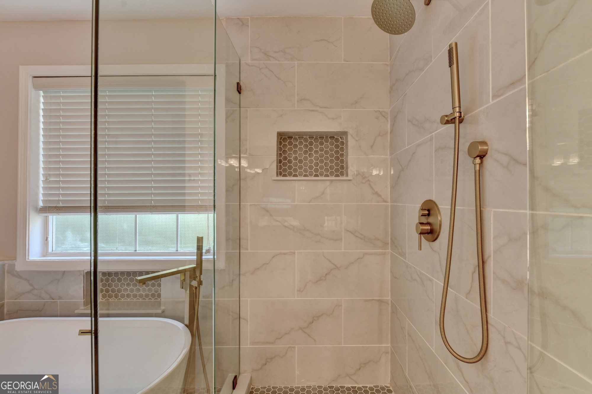 1022 Soaring Way Property Photo 28