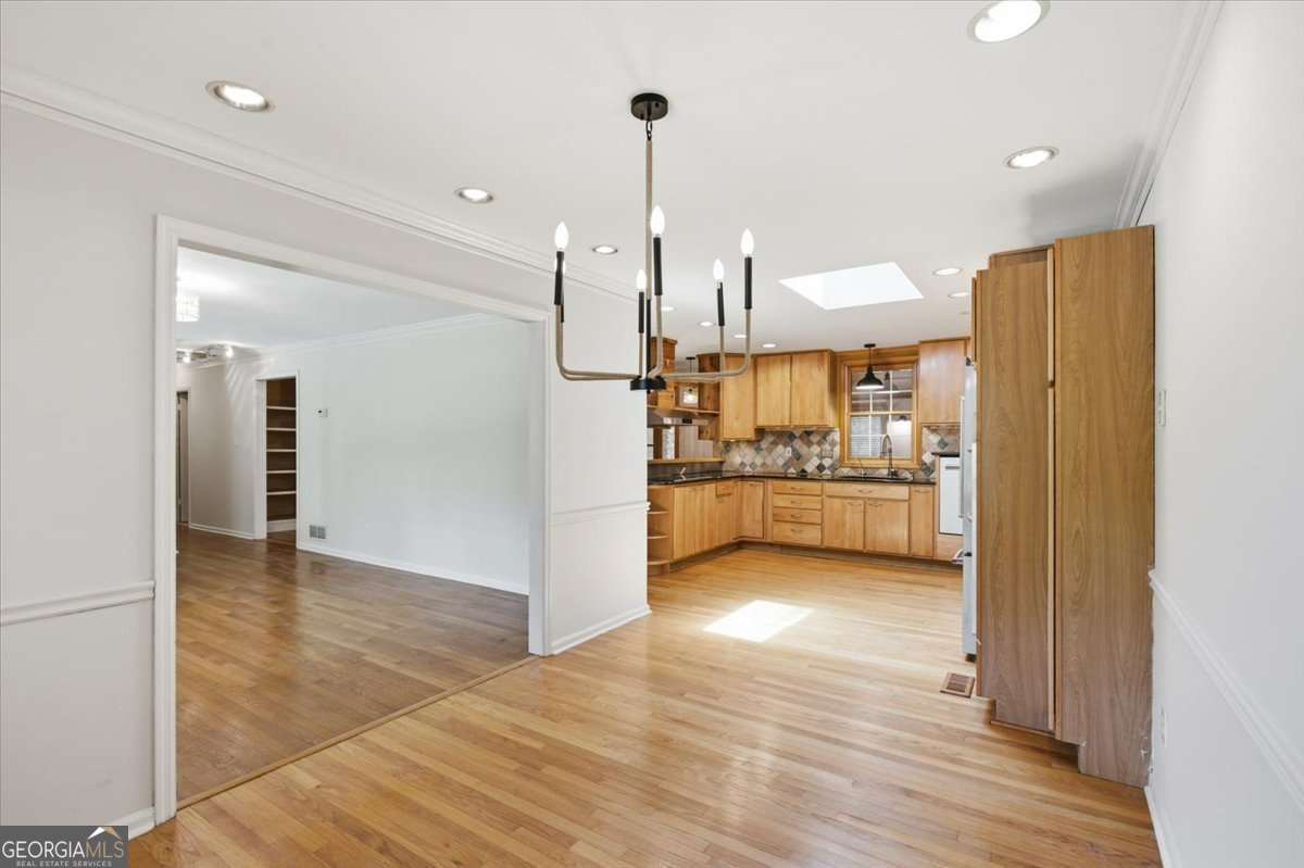 112 Cross Gate Drive Property Photo 6