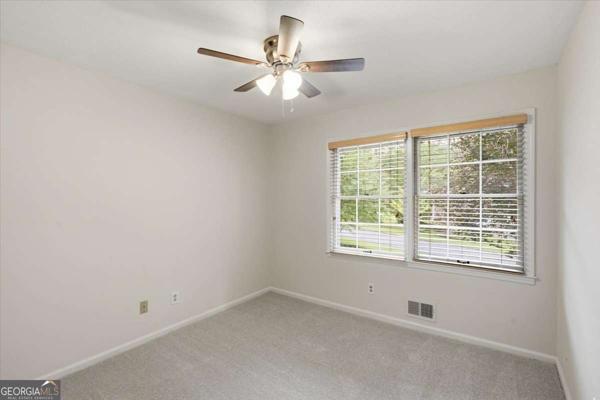 112 Cross Gate Drive Property Photo 13