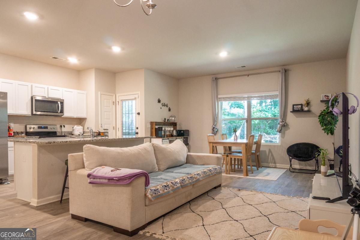 1373 Rogers Trace Property Photo 4