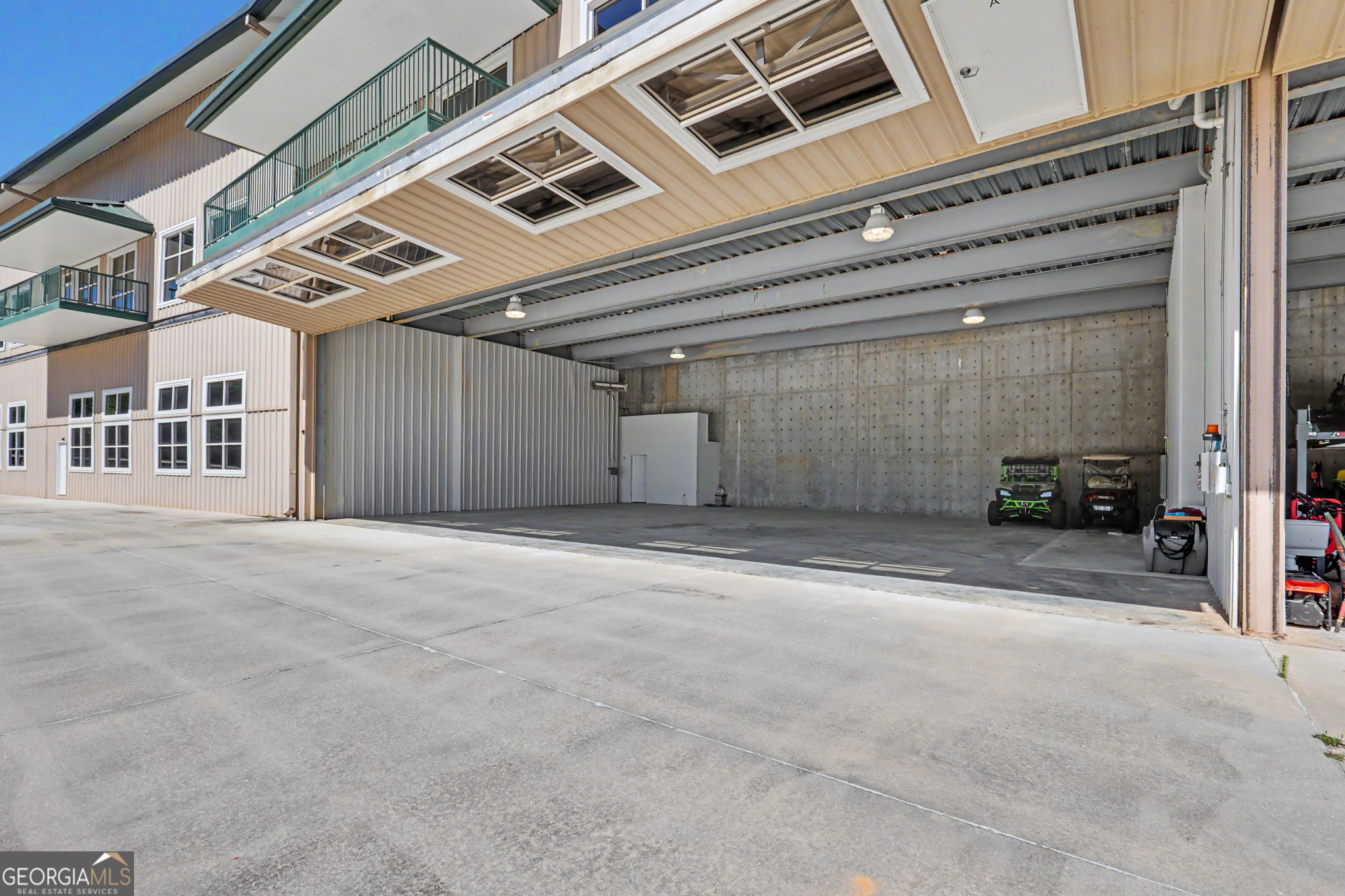 1271 Wright Brothers Way # A4 Property Photo 1
