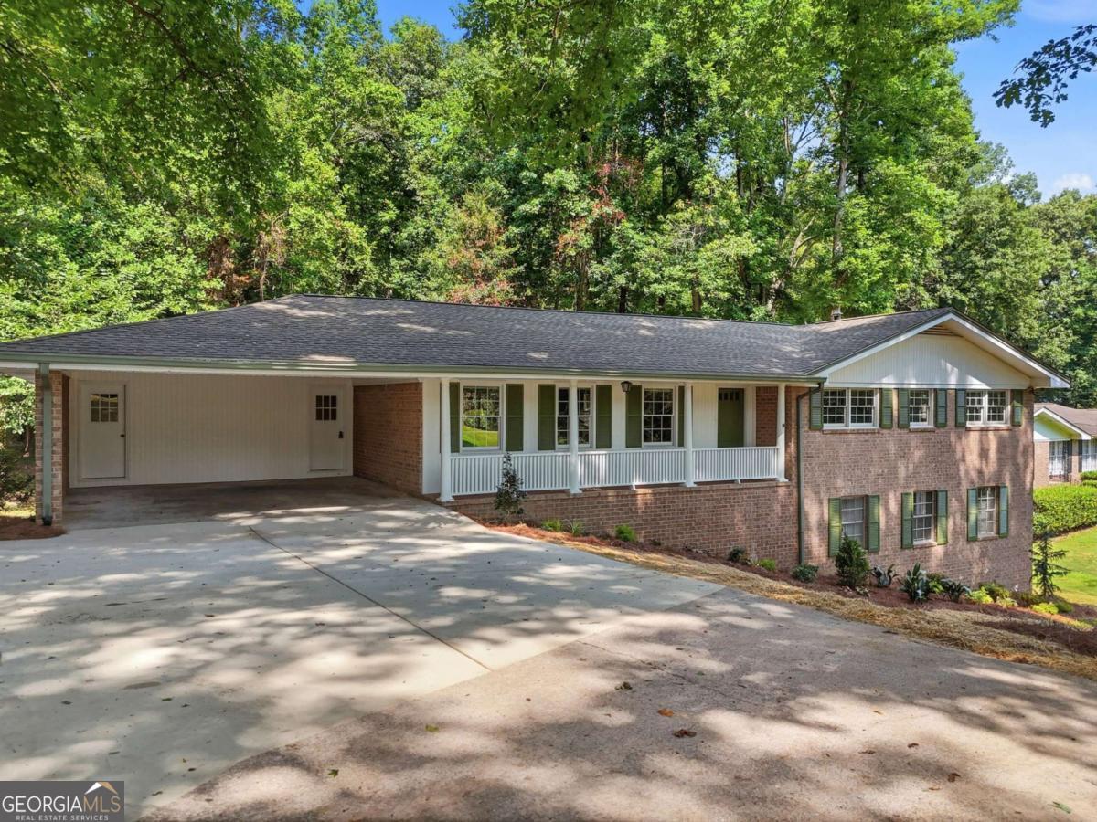 7215 Sinyard Road Property Photo 1