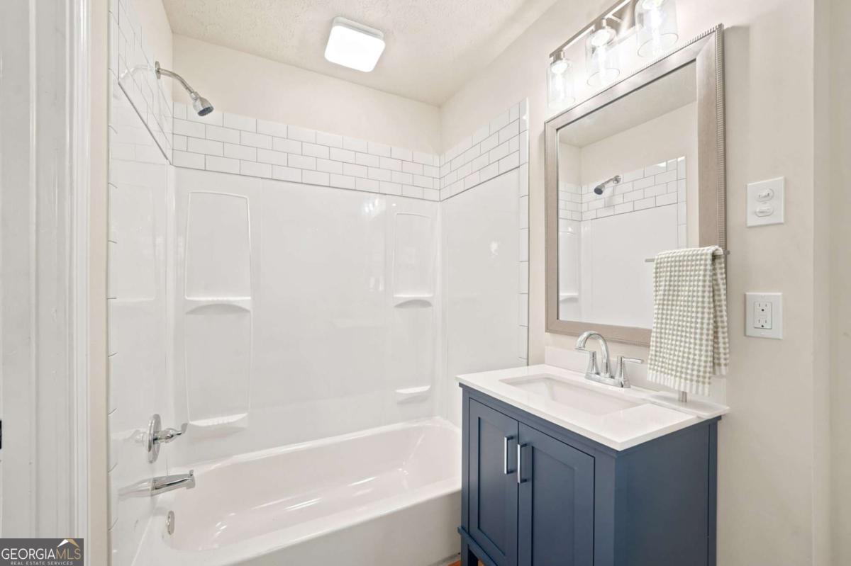 7215 Sinyard Road Property Photo 18