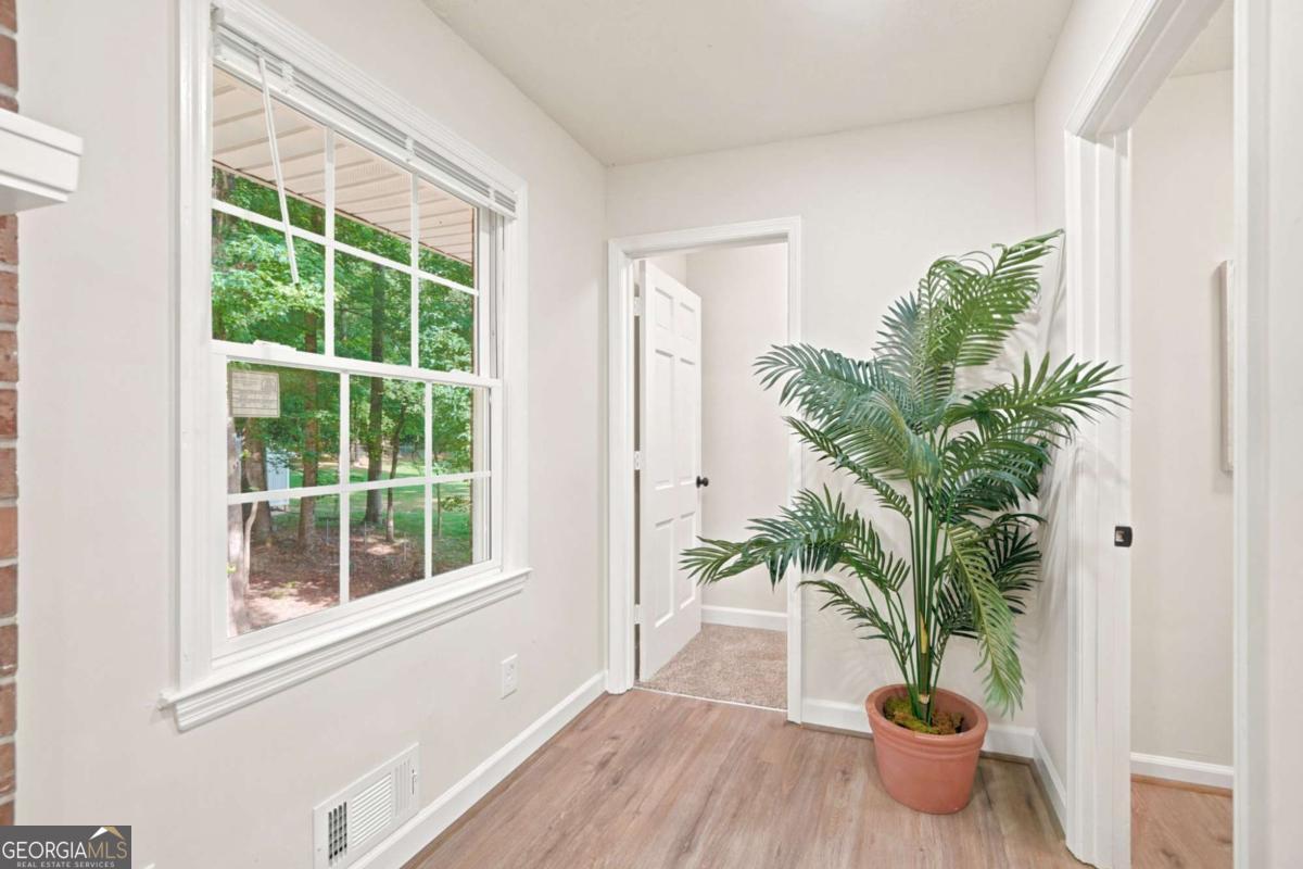 7215 Sinyard Road Property Photo 19