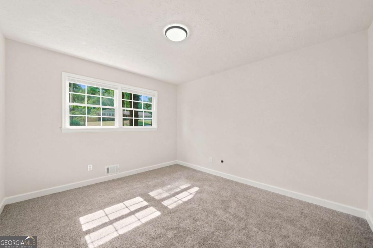 7215 Sinyard Road Property Photo 24
