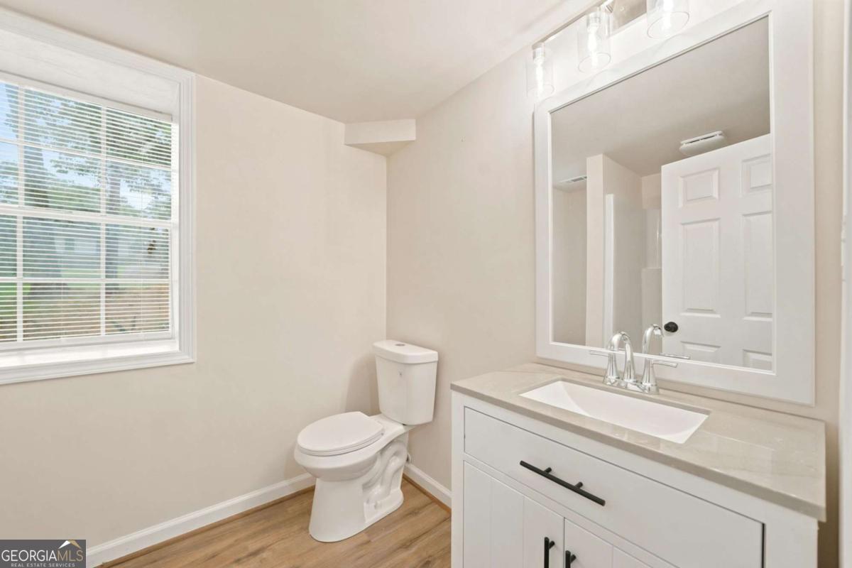7215 Sinyard Road Property Photo 32