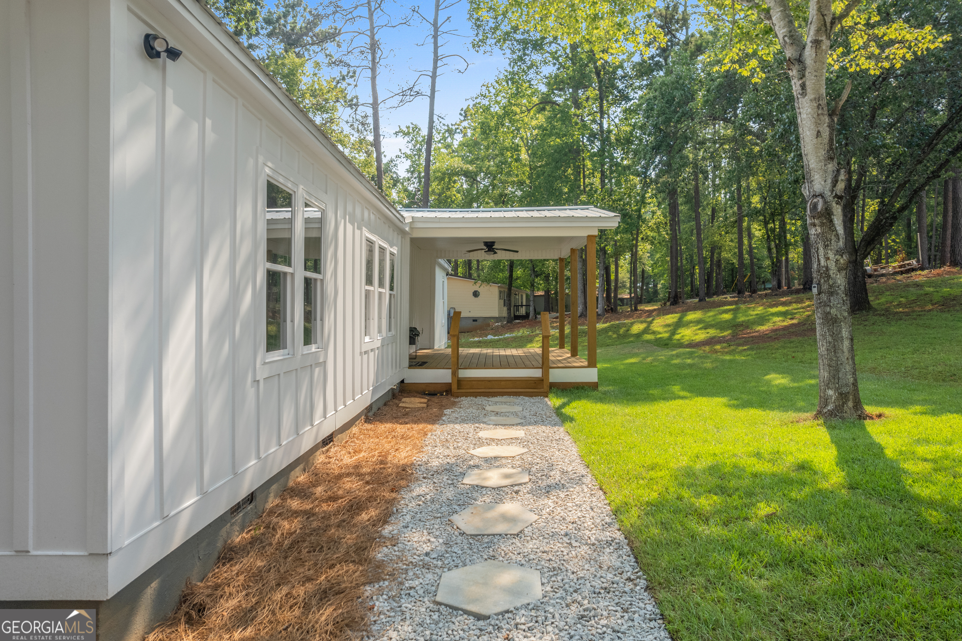 128 Pope Road Property Photo 7