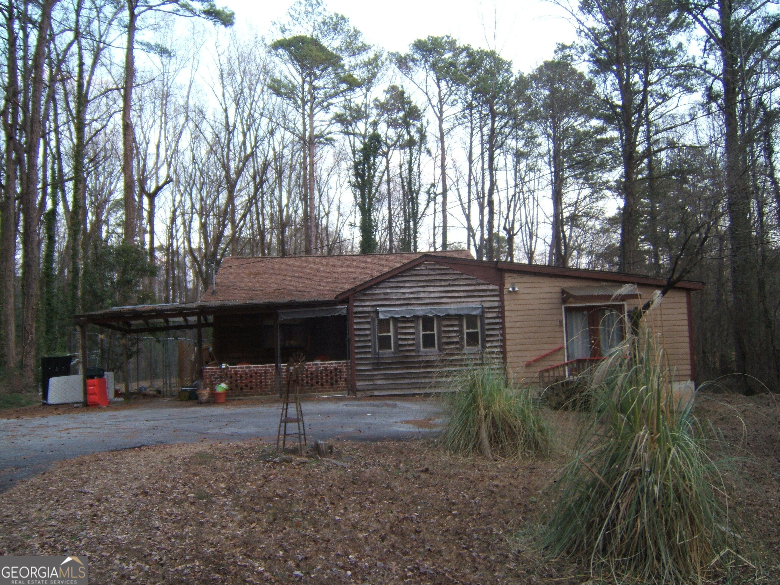 2026 SW Kimberly Road SW Property Photo 1