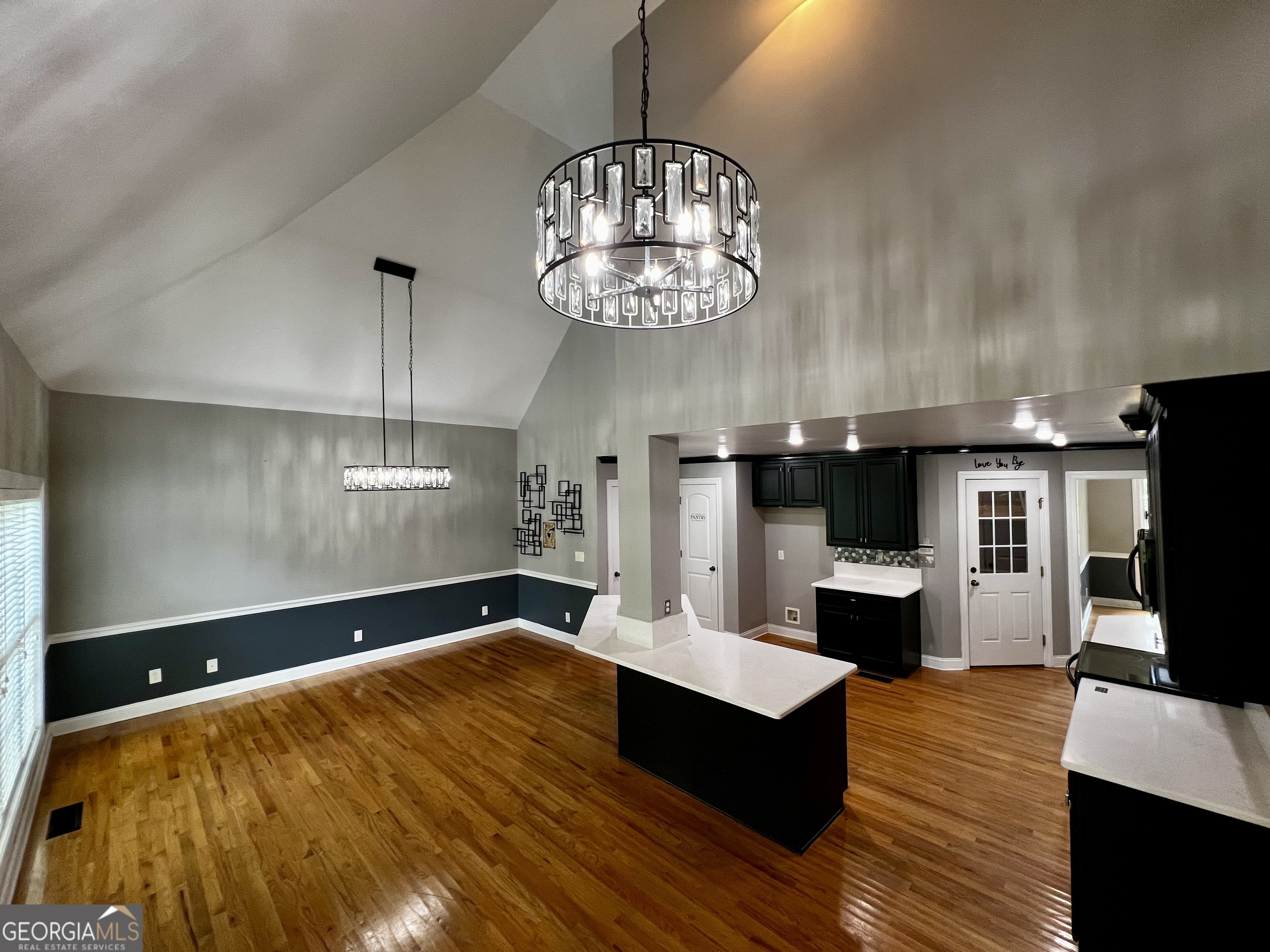 1104 Boulder Drive Property Photo 13