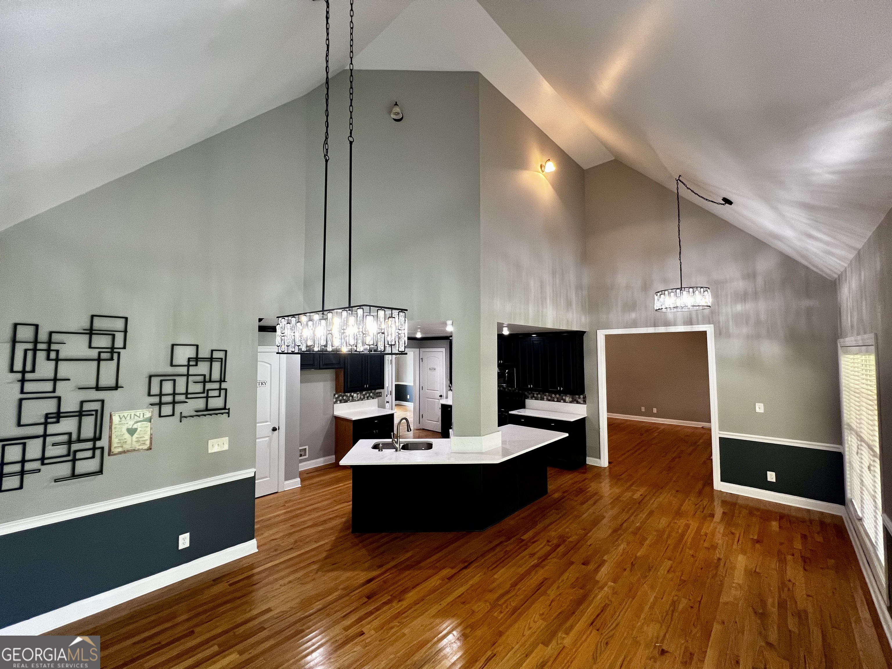 1104 Boulder Drive Property Photo 14