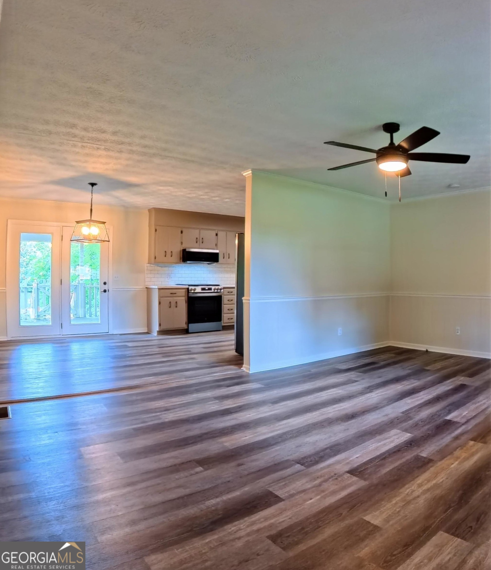 1163 Fairlane Drive Property Photo 5