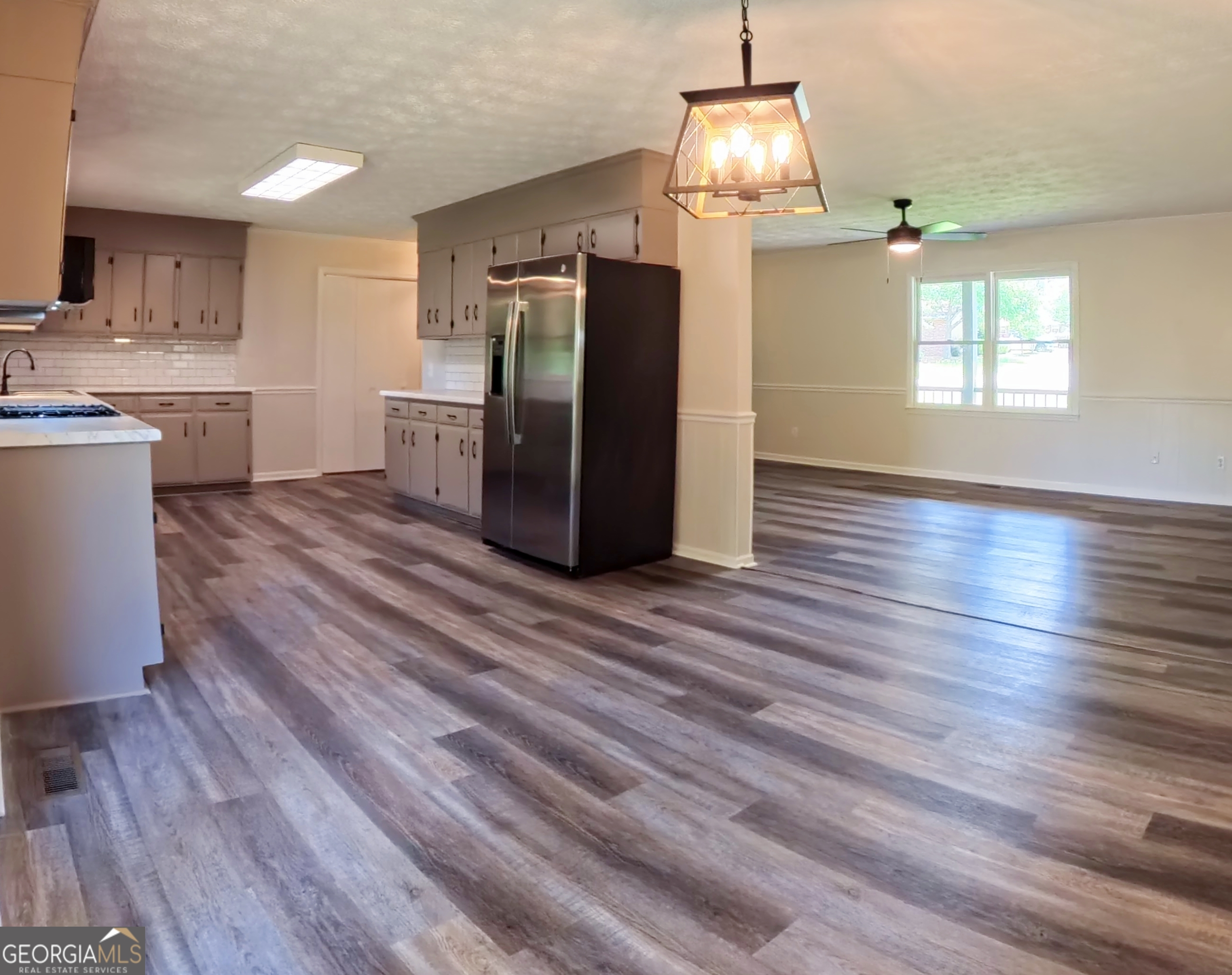 1163 Fairlane Drive Property Photo 8