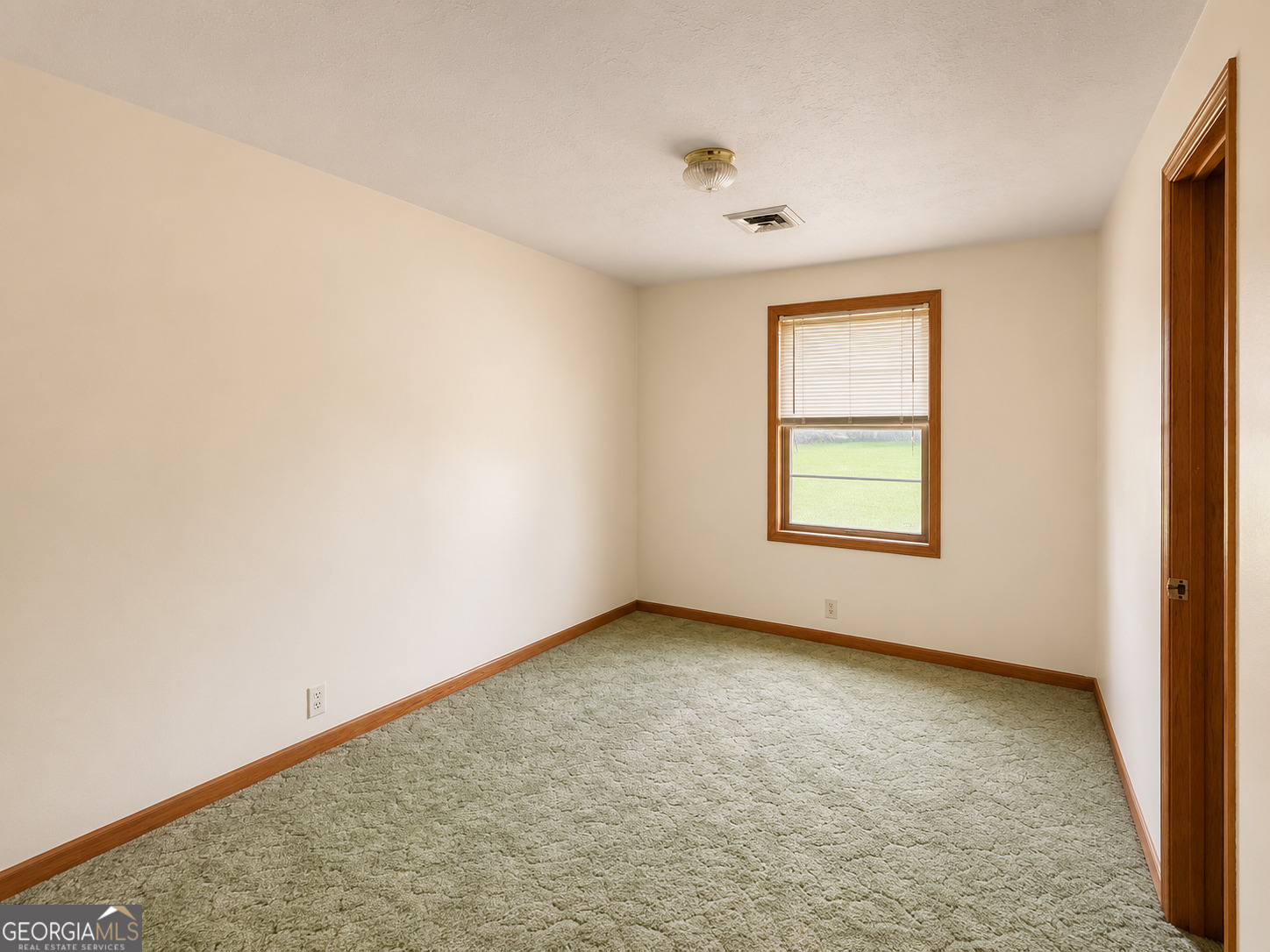 4231 Gibson Drive Property Photo 5
